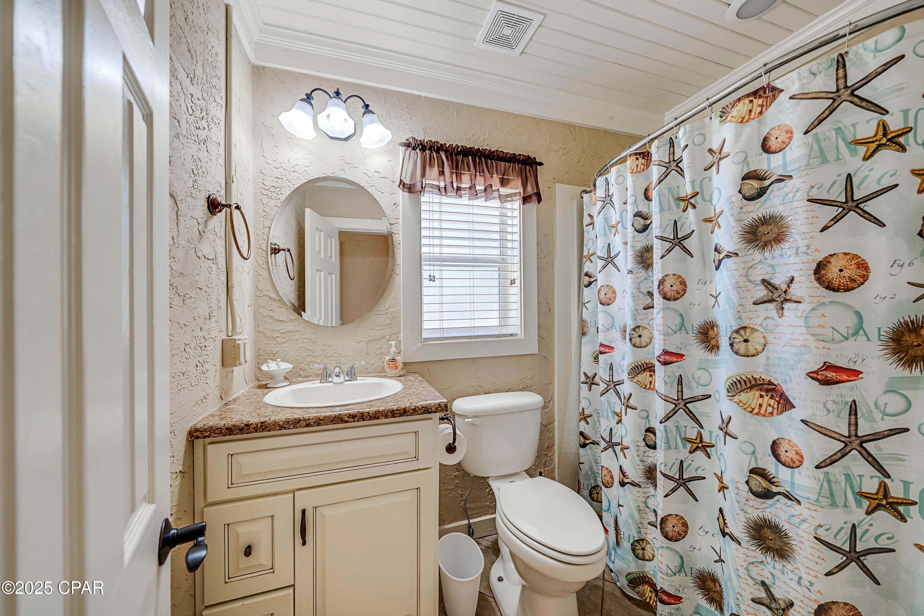 Laguna Beach Estates 5th Add - Residential