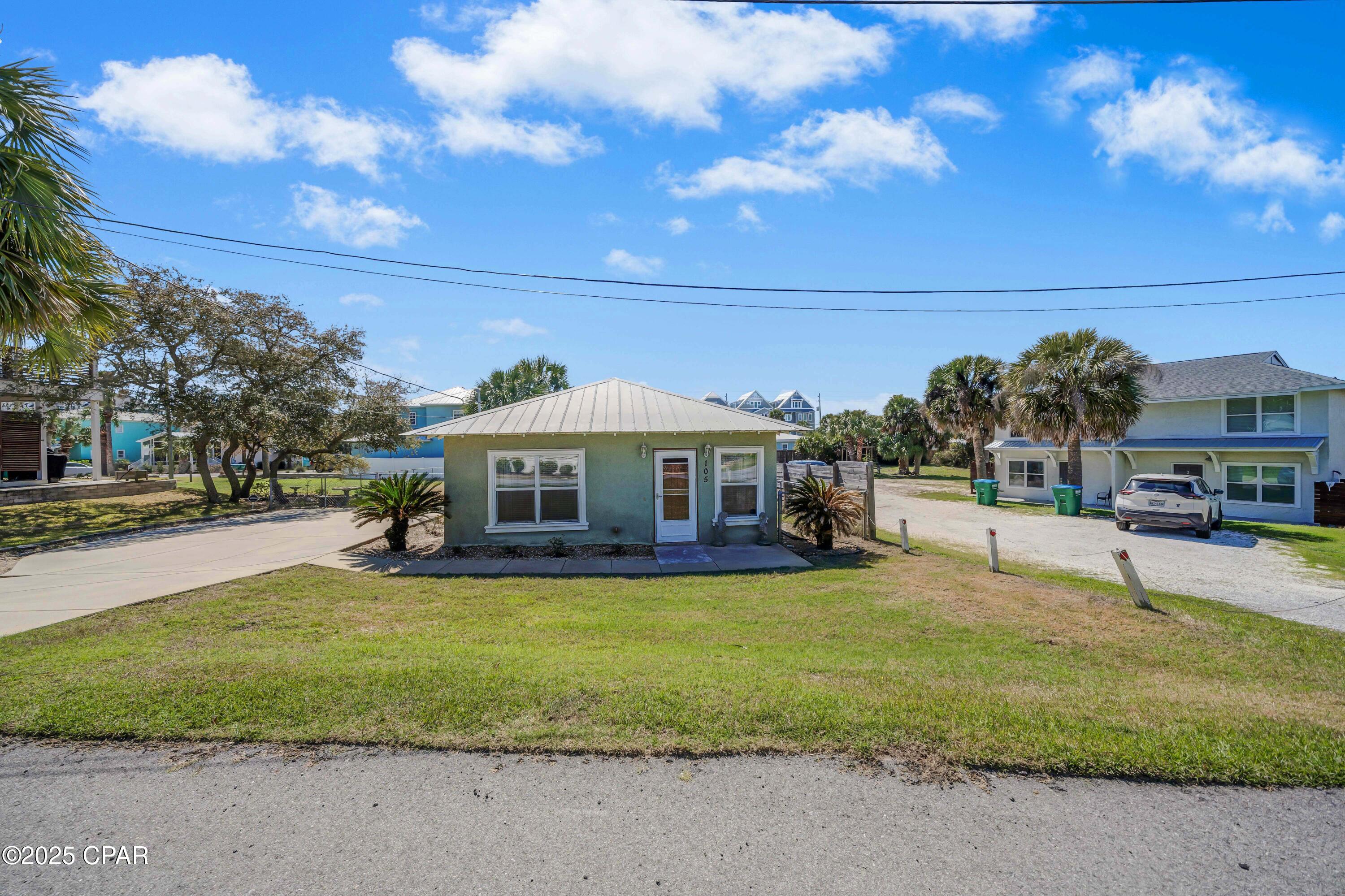 Laguna Beach Estates 5th Add - Residential