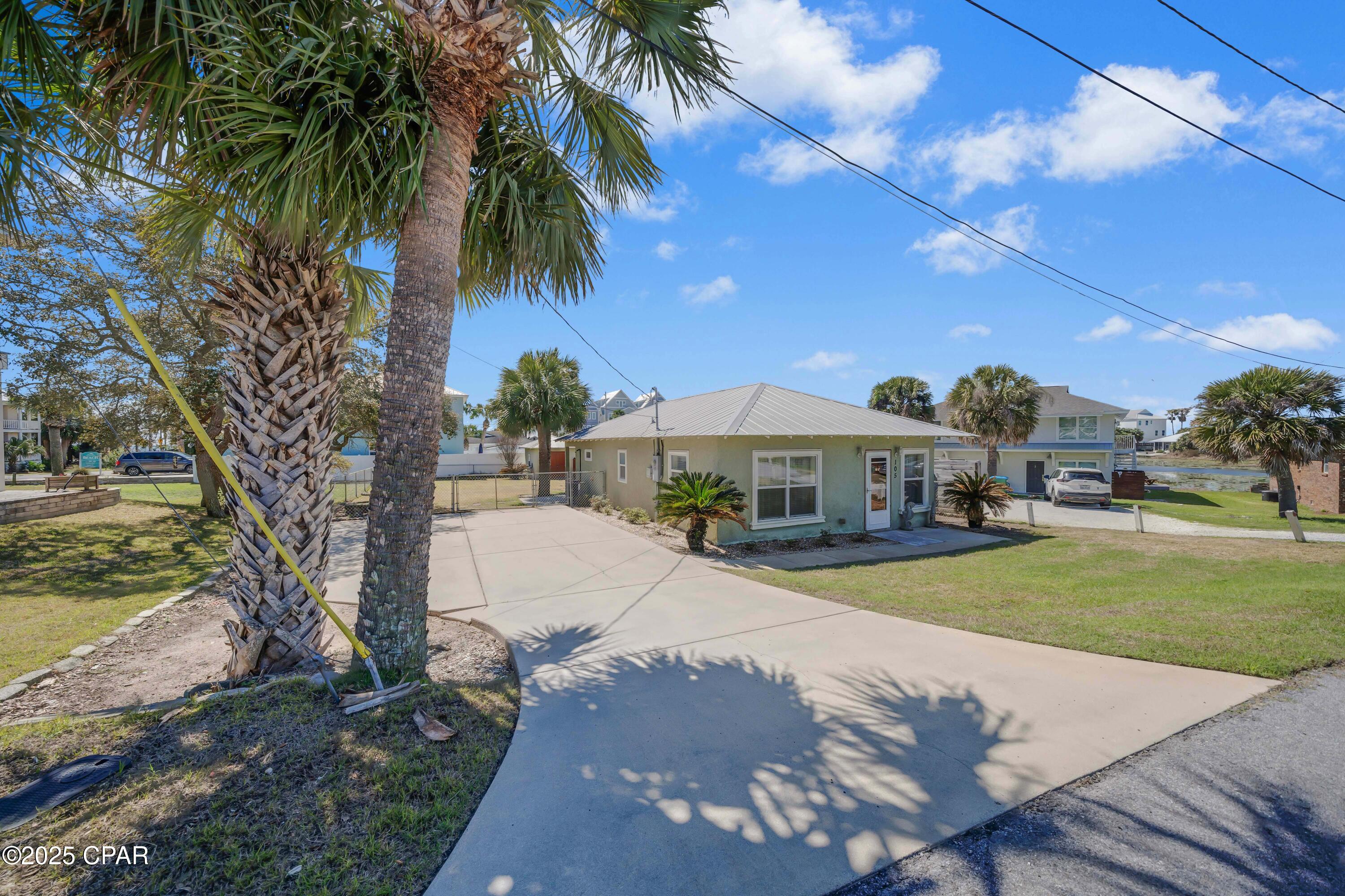 Laguna Beach Estates 5th Add - Residential