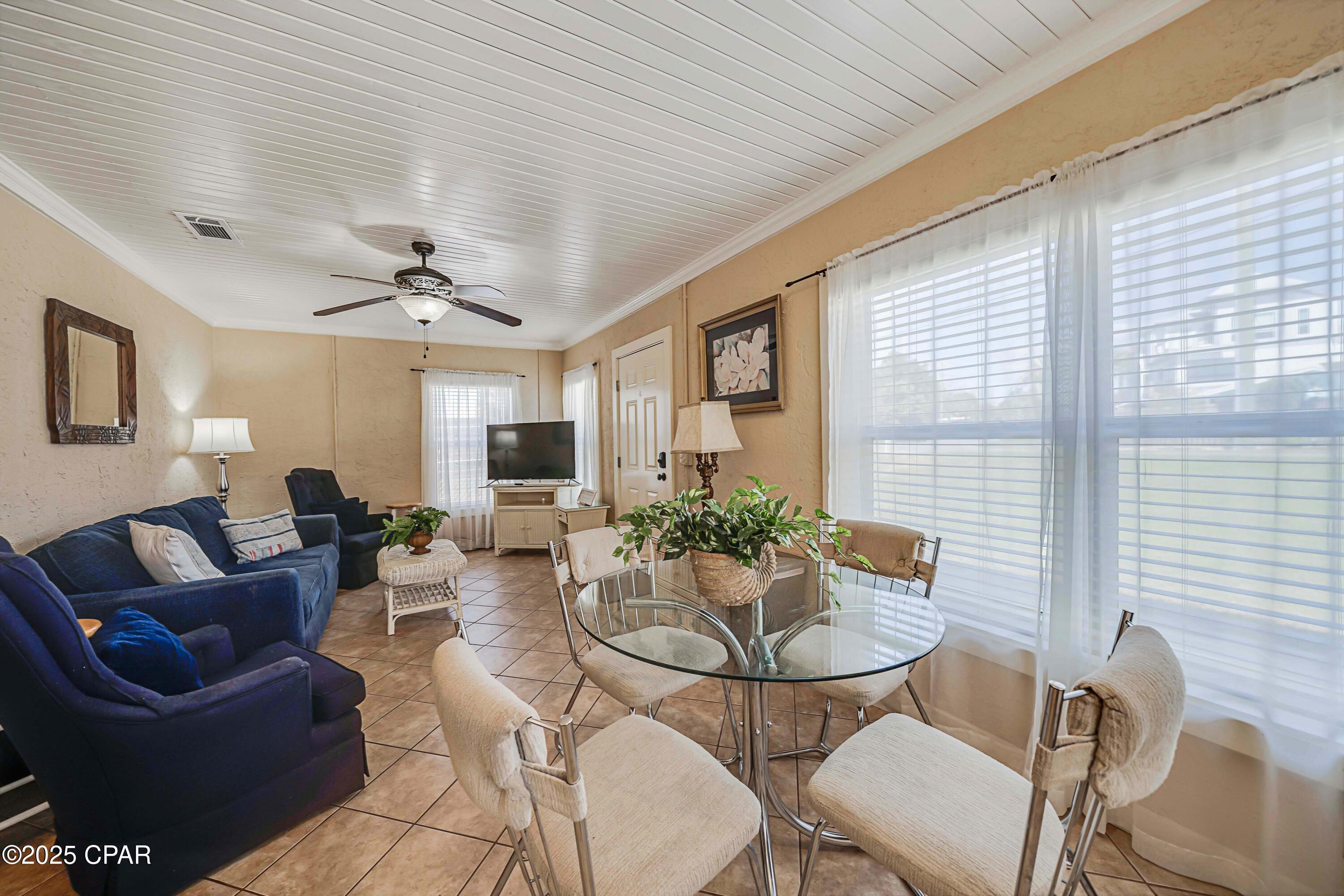 Laguna Beach Estates 5th Add - Residential