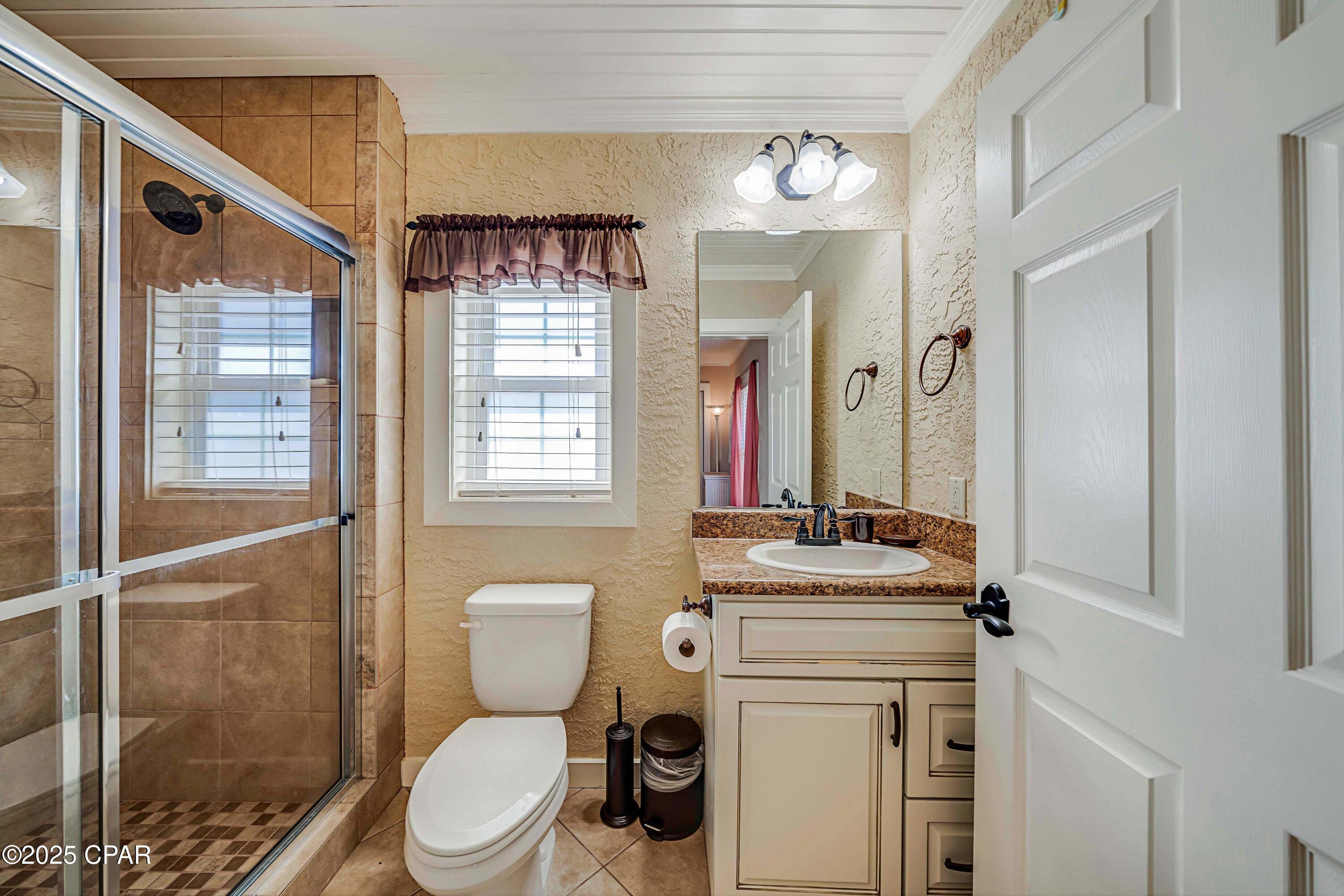 Laguna Beach Estates 5th Add - Residential
