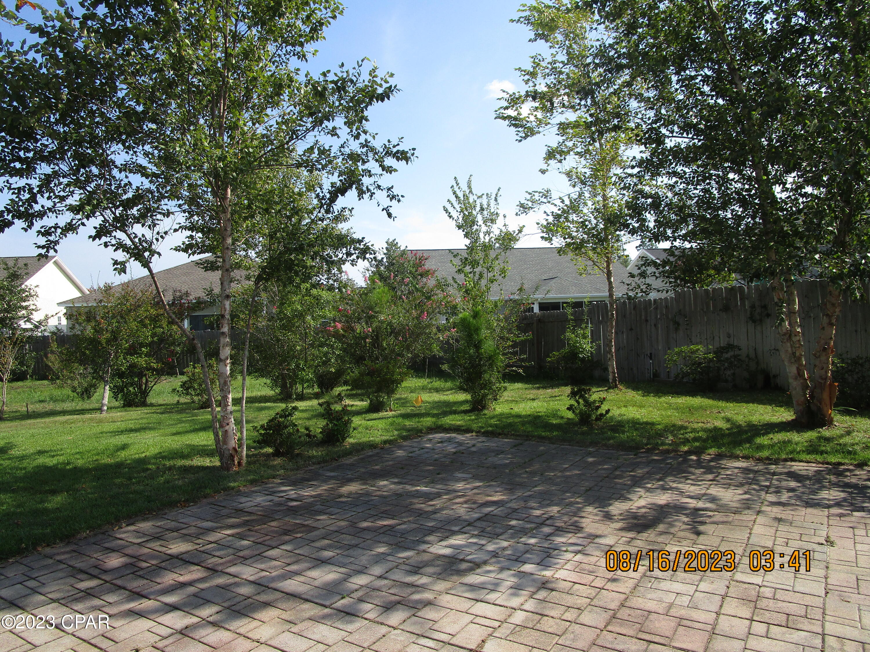 The Hammocks - Residential Lease