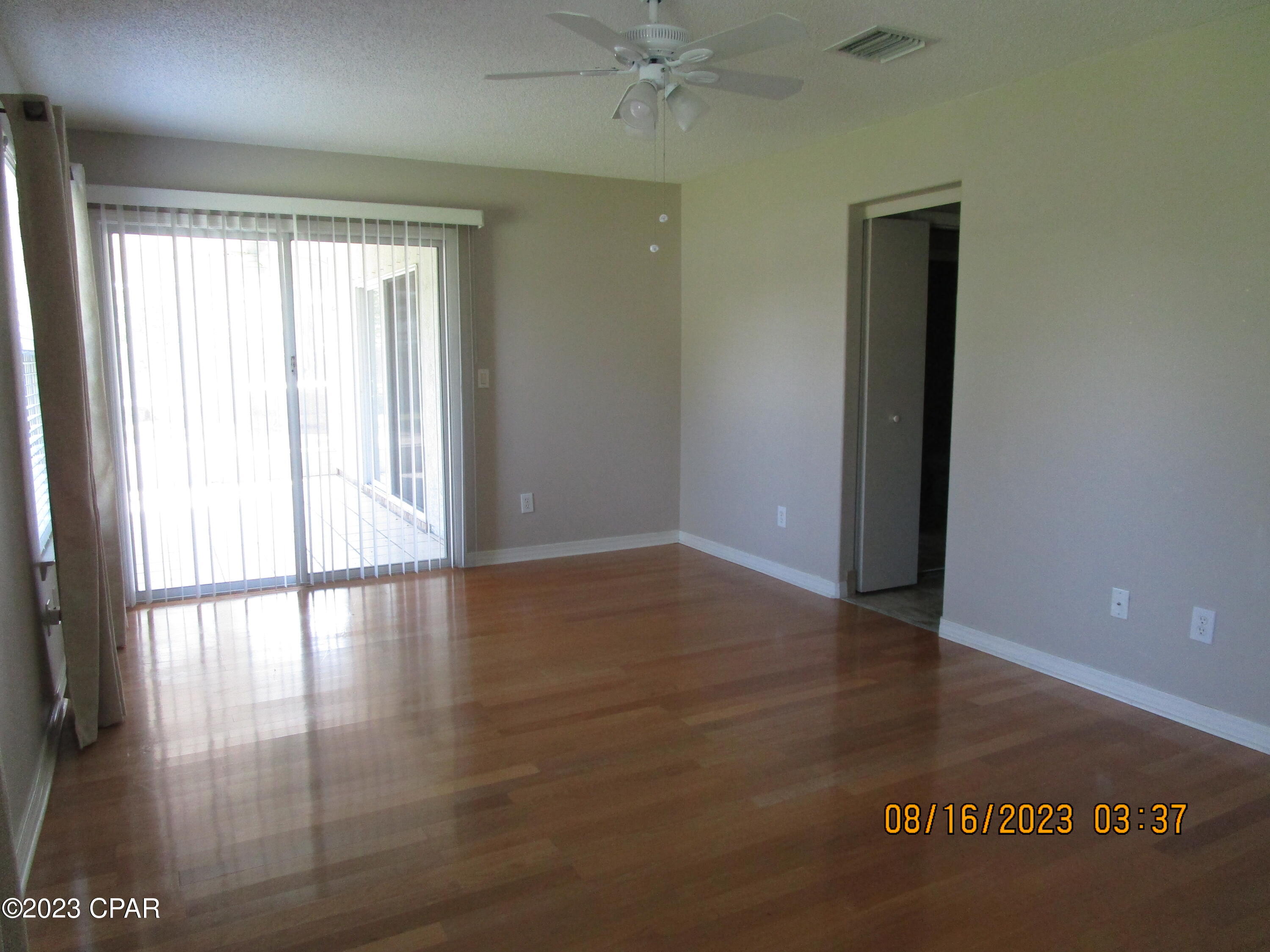 The Hammocks - Residential Lease