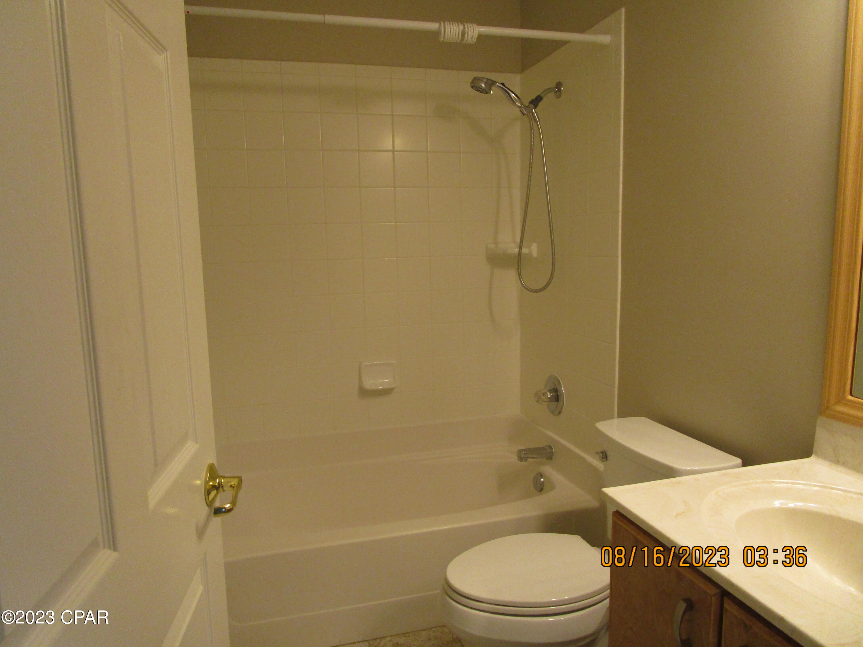 The Hammocks - Residential Lease