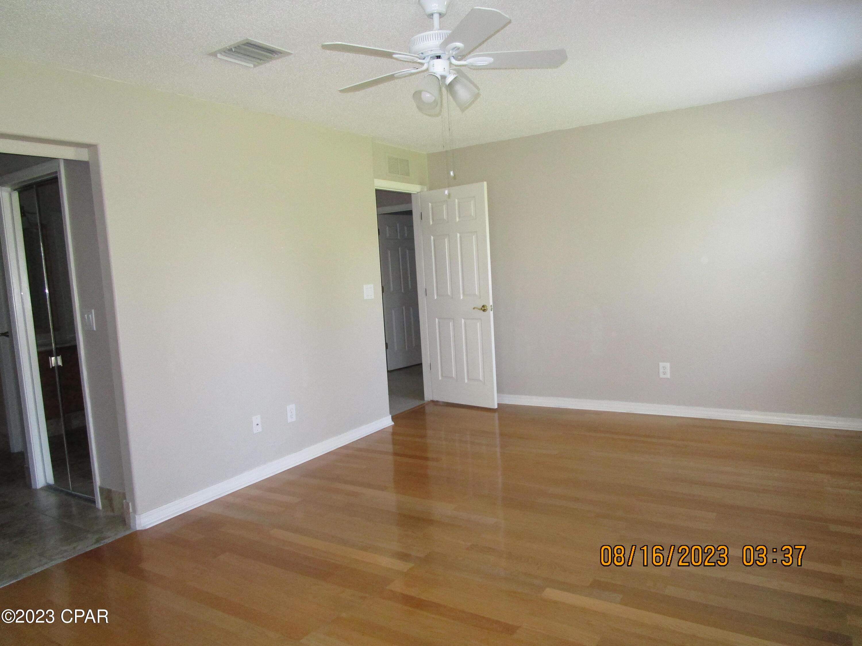 The Hammocks - Residential Lease