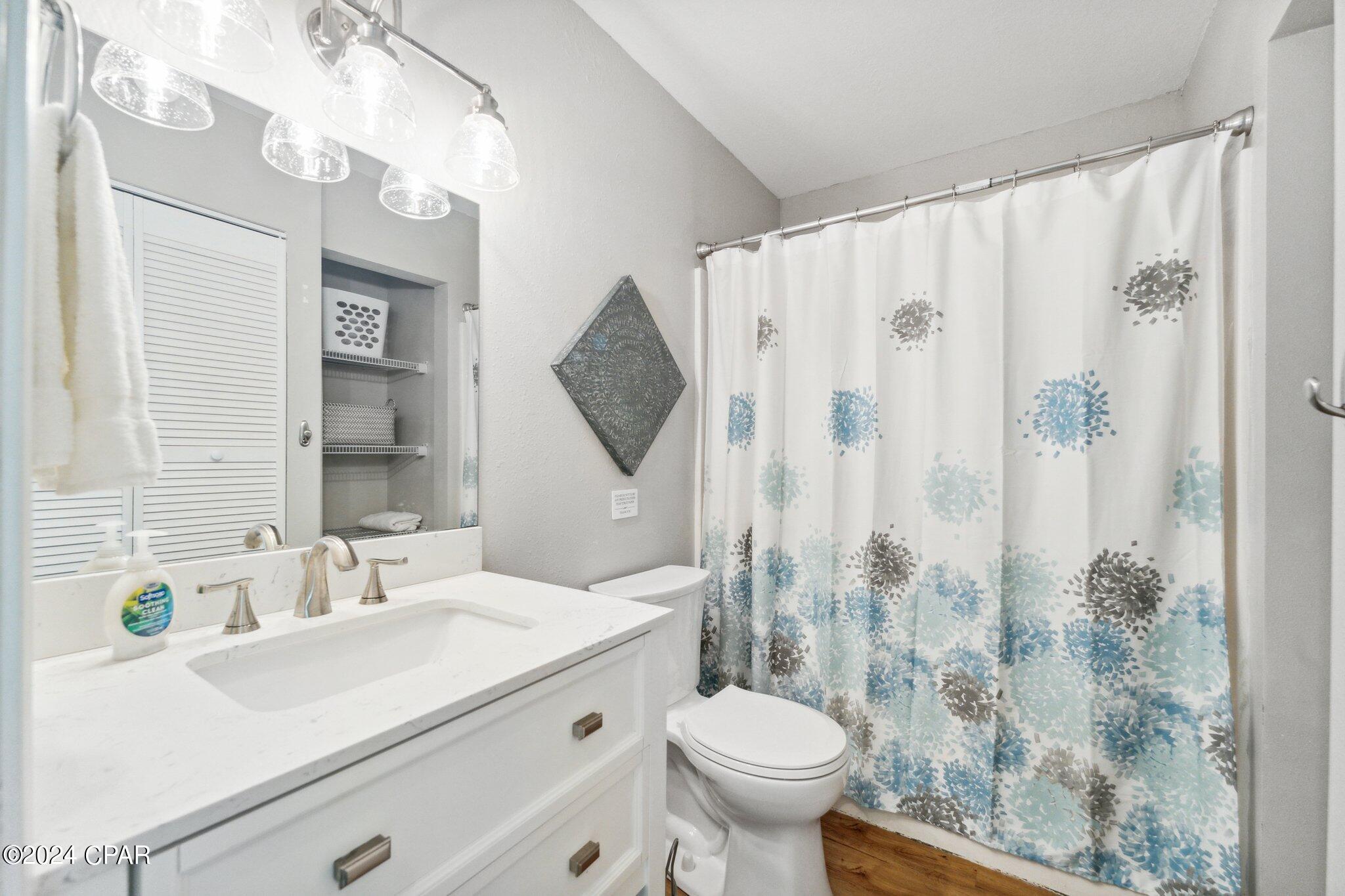 Biltmore Beach 1st Add - Residential