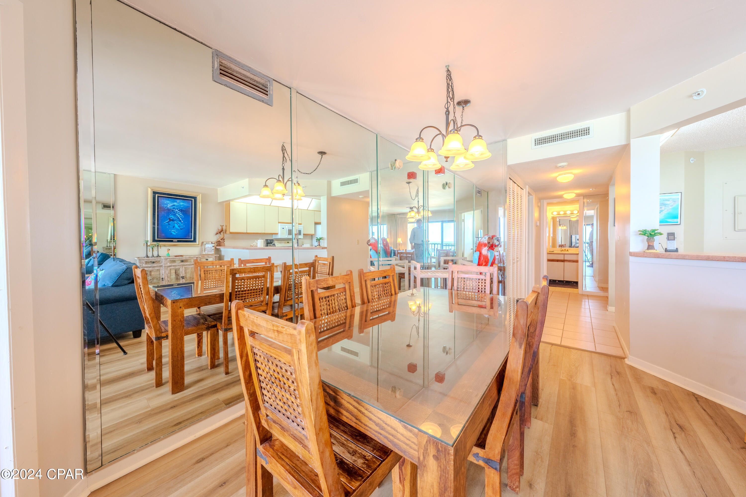 Summerhouse Condo. - Residential