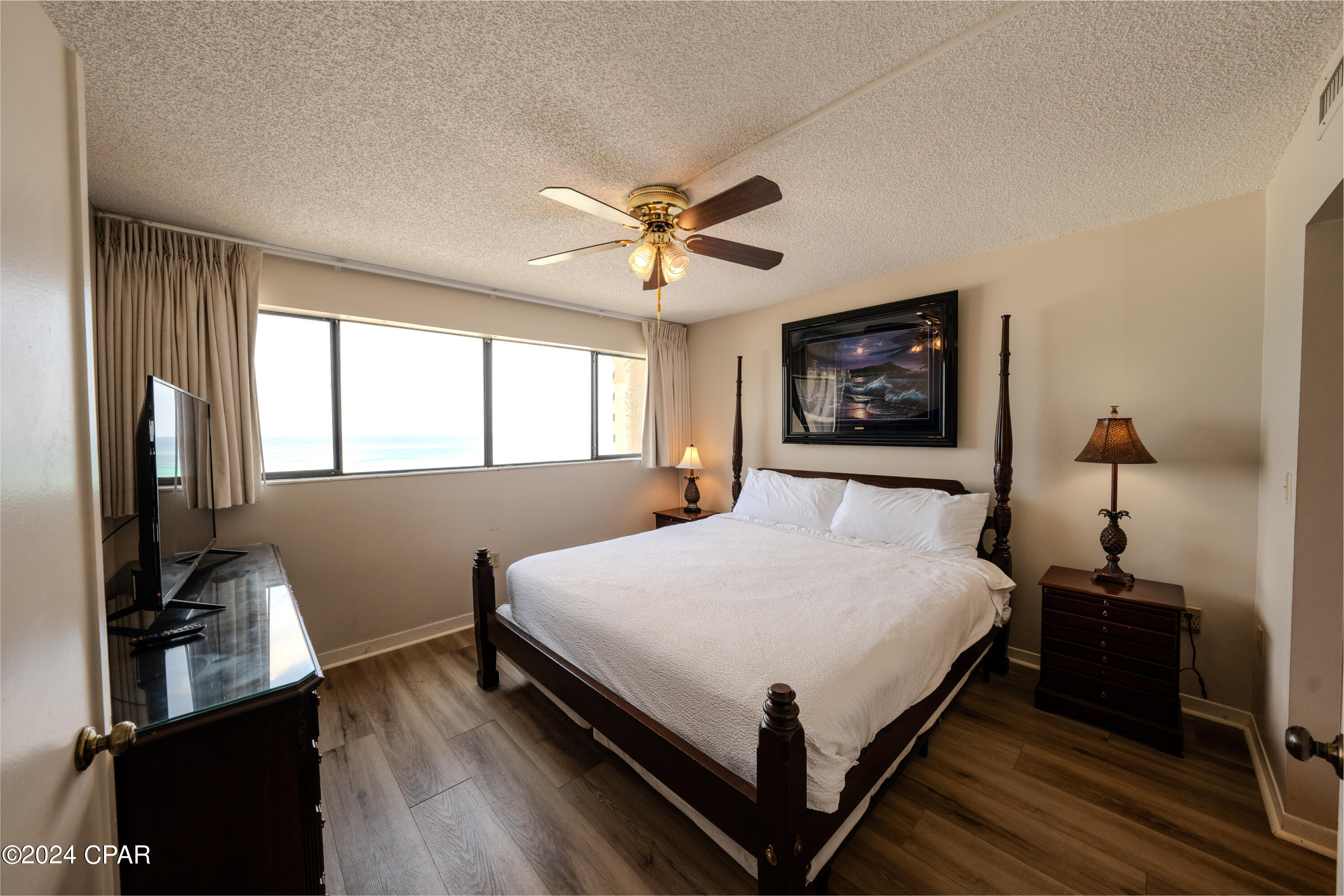 Summerhouse Condo. - Residential