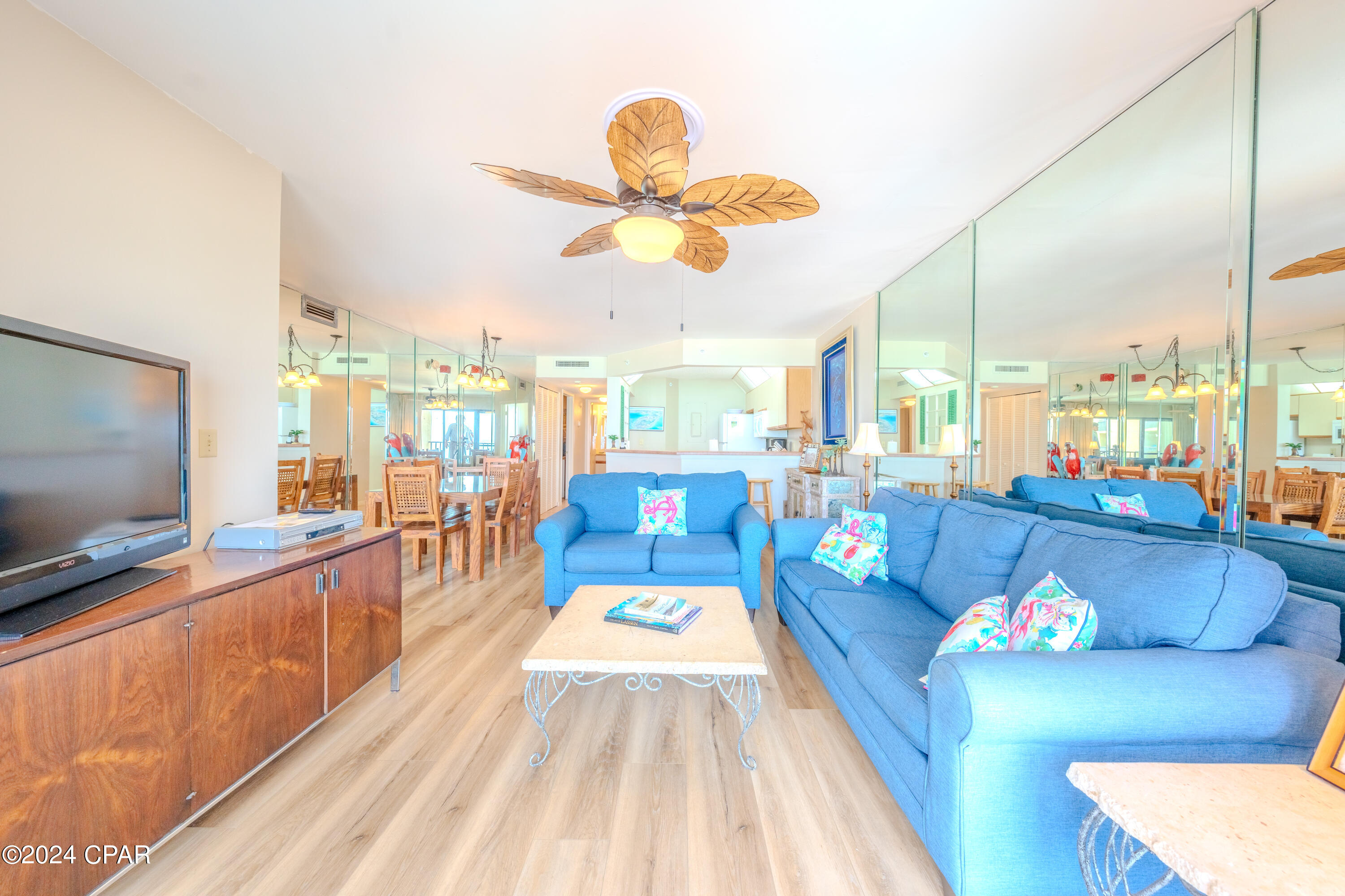 Summerhouse Condo. - Residential