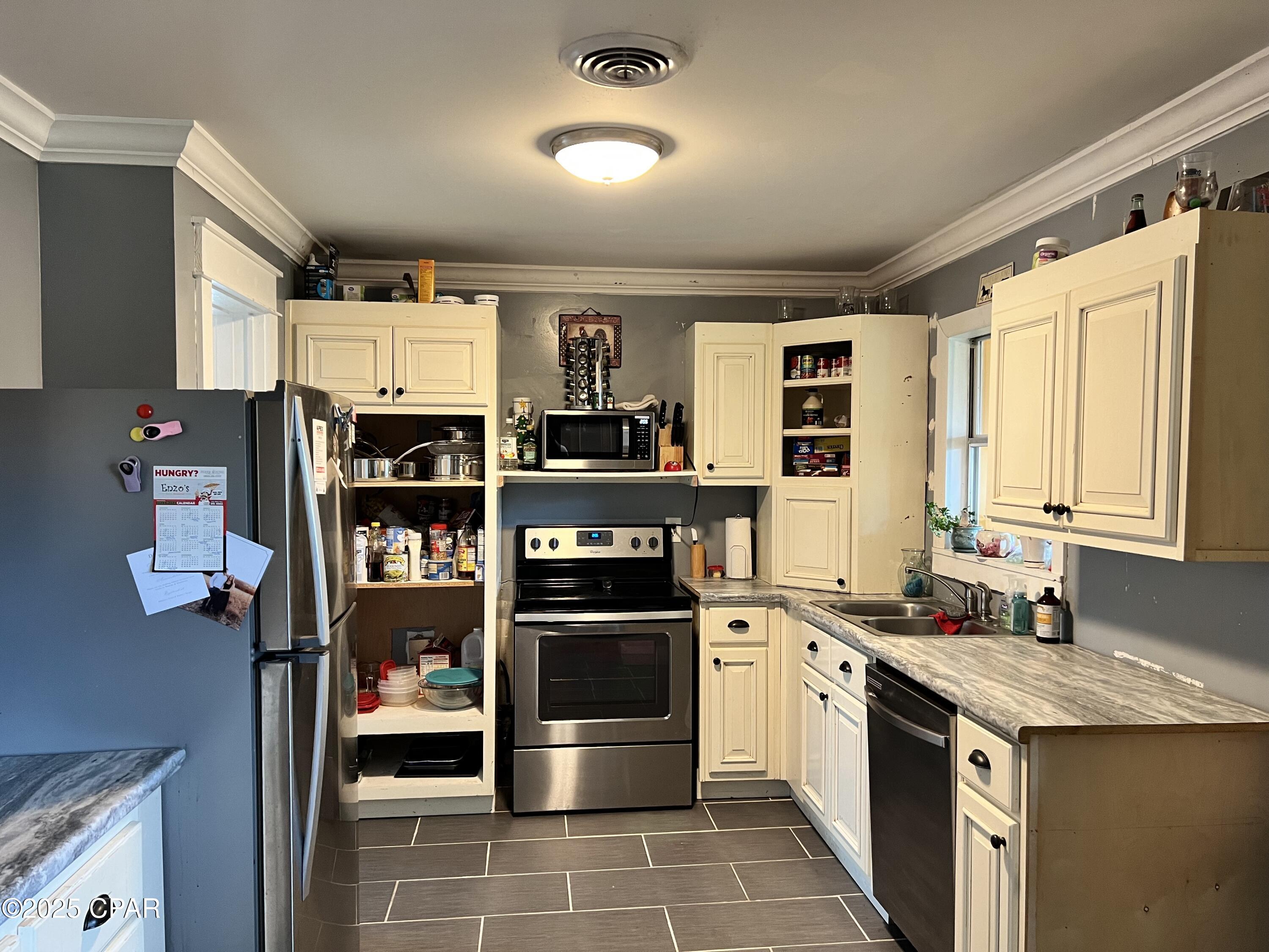 Whaleys 1st Add - Residential