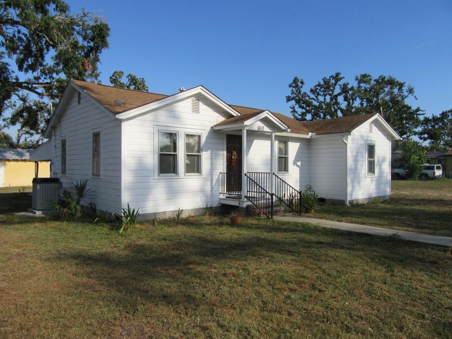 A beautiful 3 bedroom 2 bath cottage style home with a country feel located in the much desired St. Andrews Community. One block off of Hwy 98, two blocks from the bay. Close to Gulf Coast State College, Florida State University Panama City Campus and beaches. Enjoy the events on Beck Avenue within walking distance. Hardwood floors in living room, carpet in bedrooms. All property sizes and ages are approximate, please measure and/or verify if important. School assignments are subject to change, please check with Bay County for most accurate information. Deposit is the same as the rent. No pets allowed.