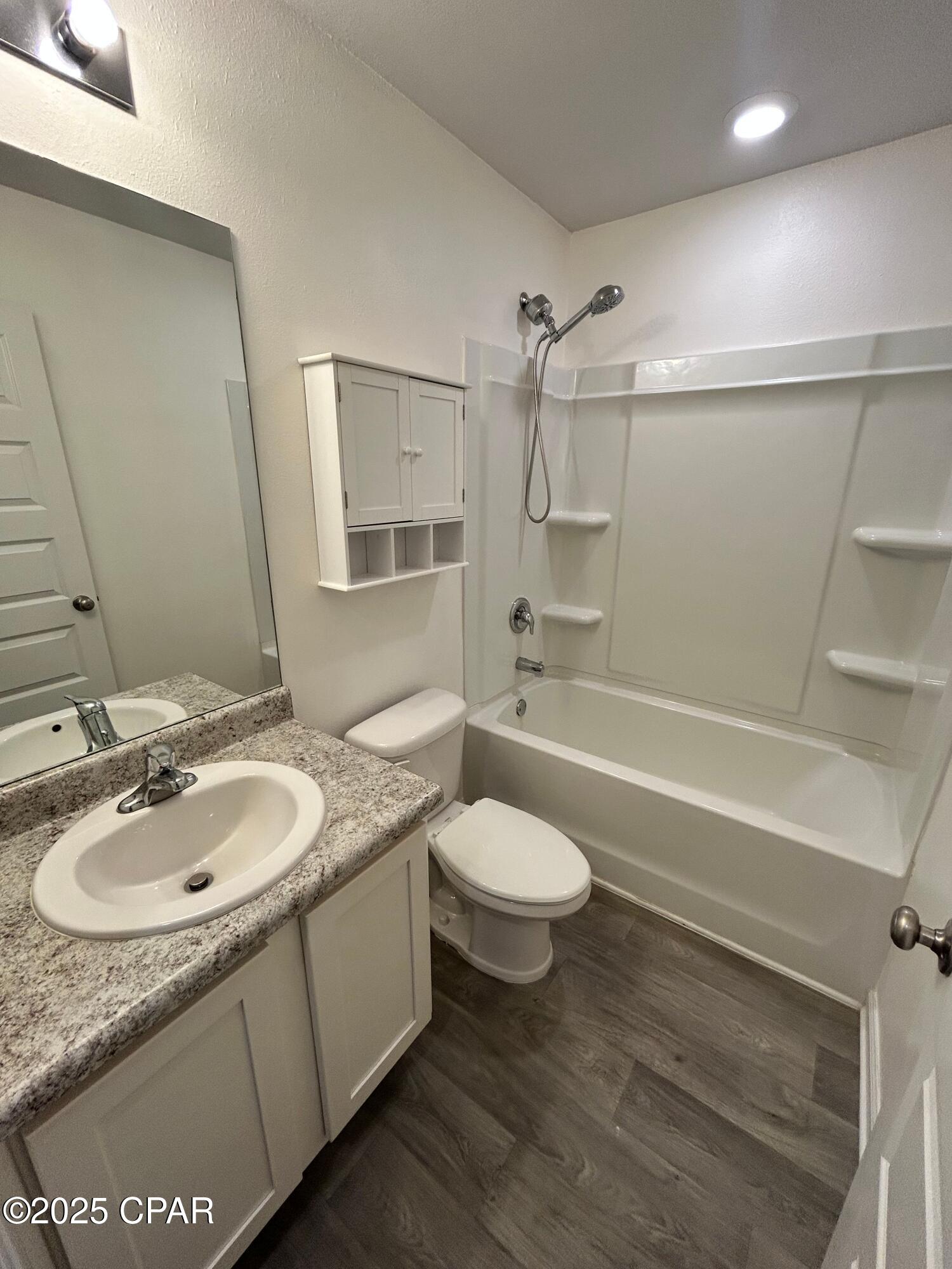 [No Recorded Subdiv] - Residential Lease