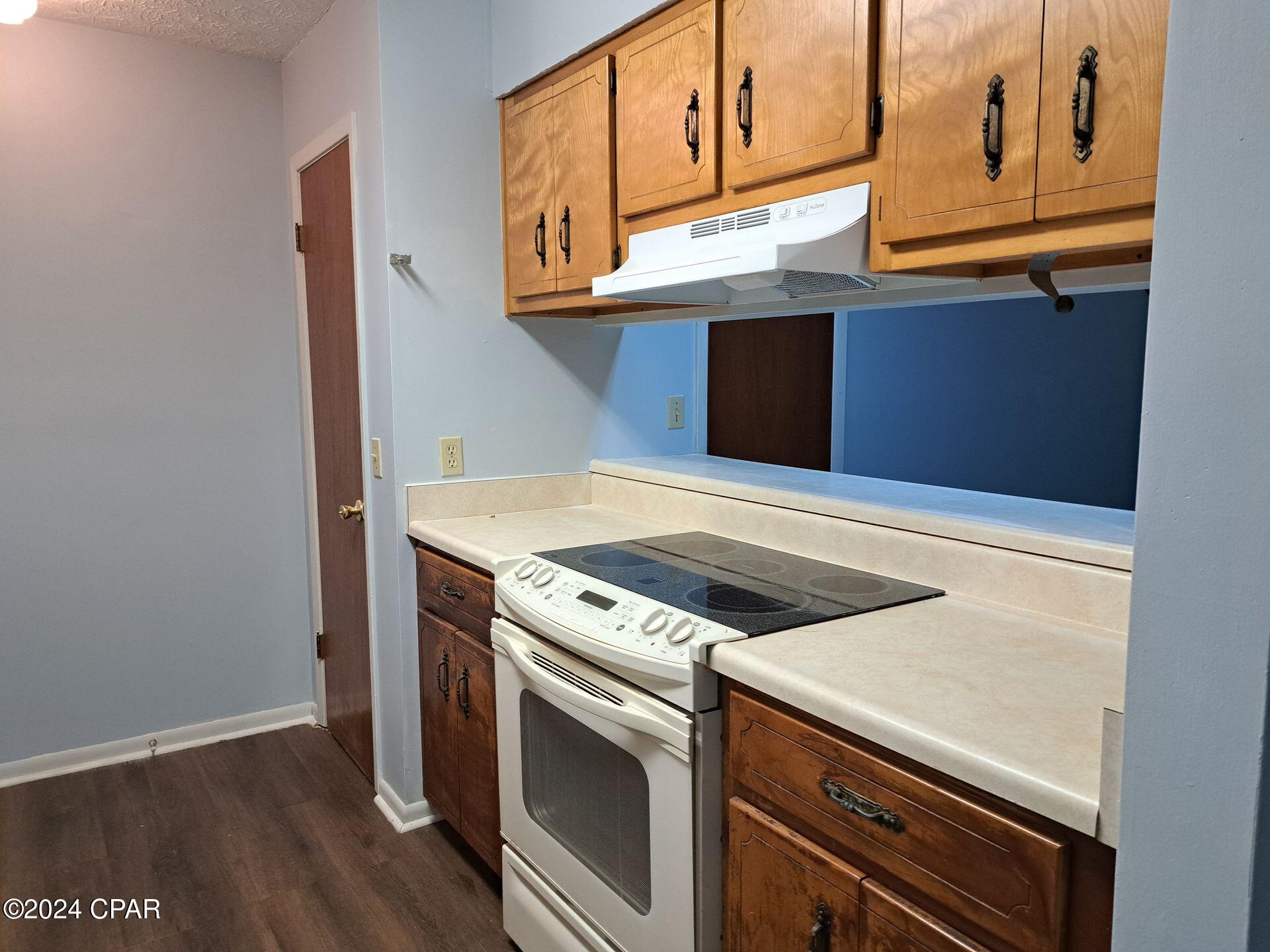 [No Recorded Subdiv] - Residential Lease