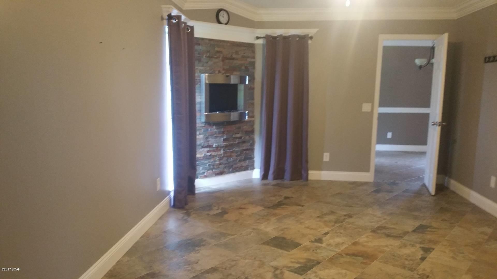 Grand Lagoon Shores 2 - Residential Lease