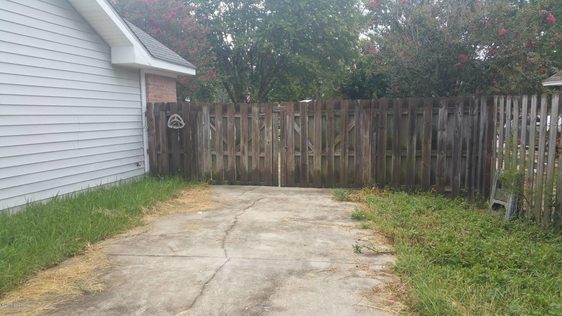 Grand Lagoon Shores 2 - Residential Lease