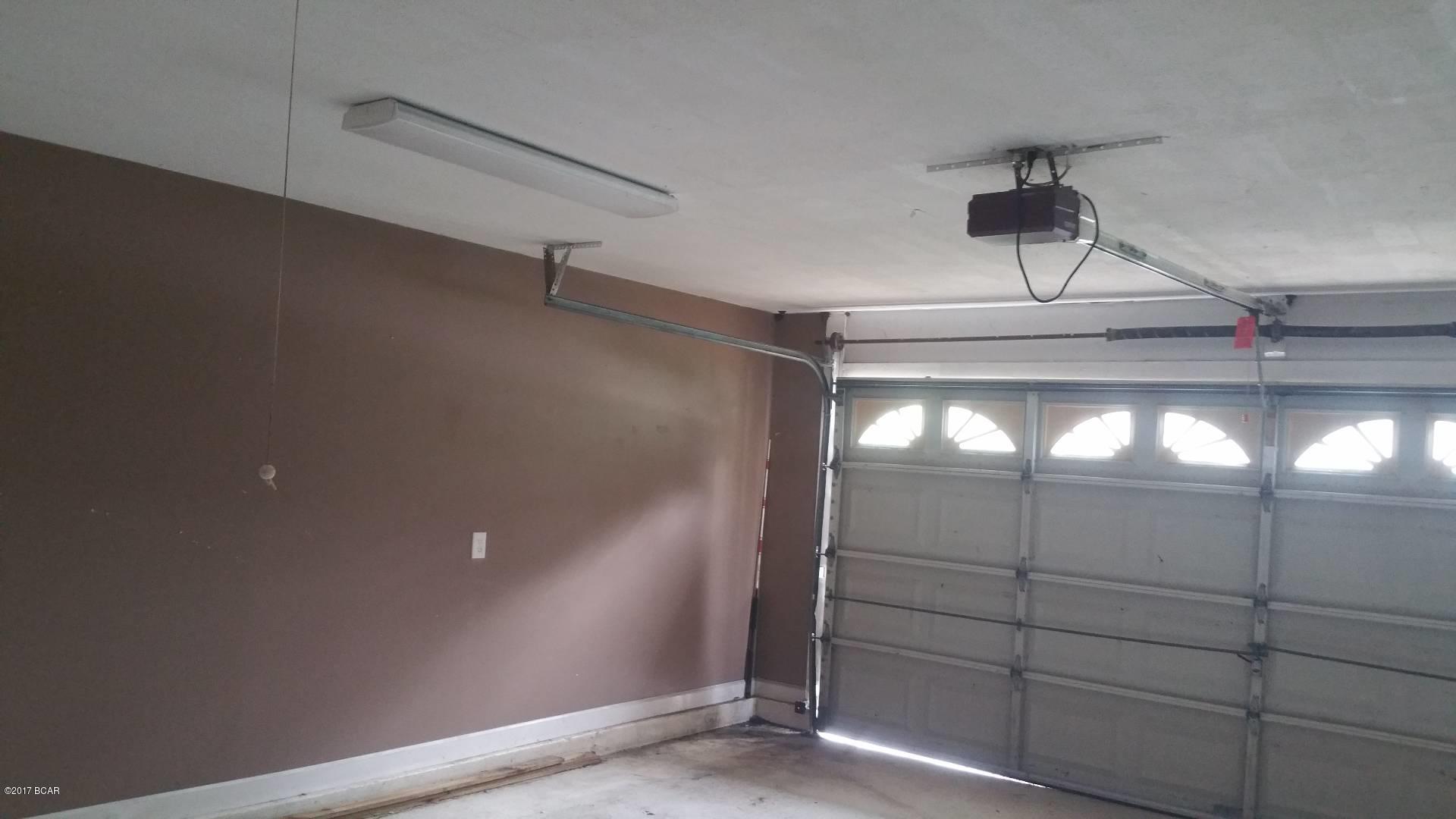 Grand Lagoon Shores 2 - Residential Lease