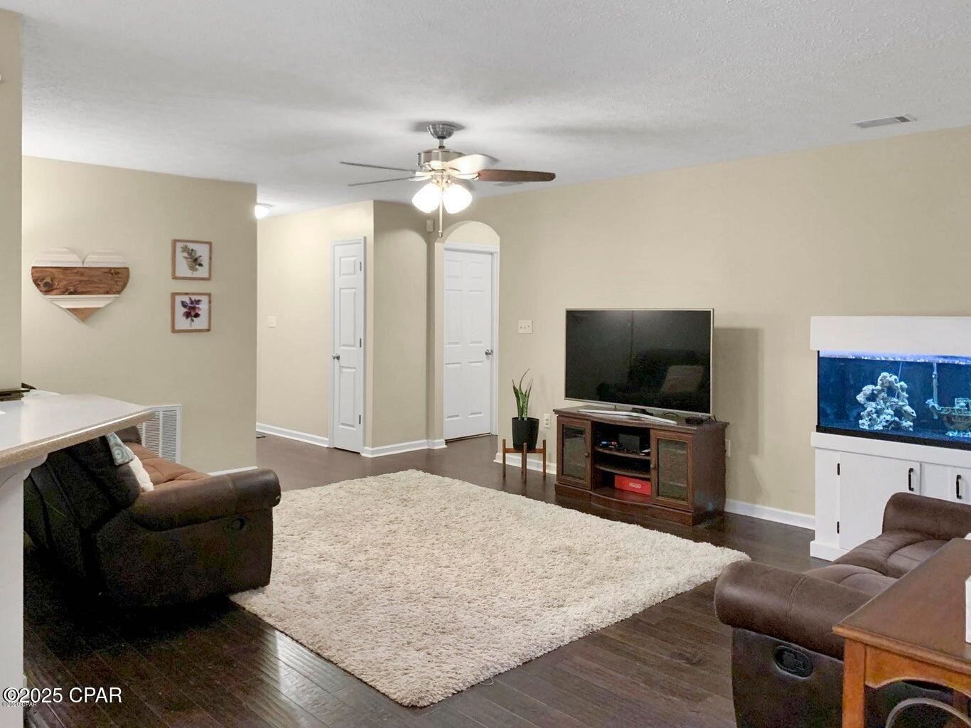 [No Recorded Subdiv] - Residential Lease