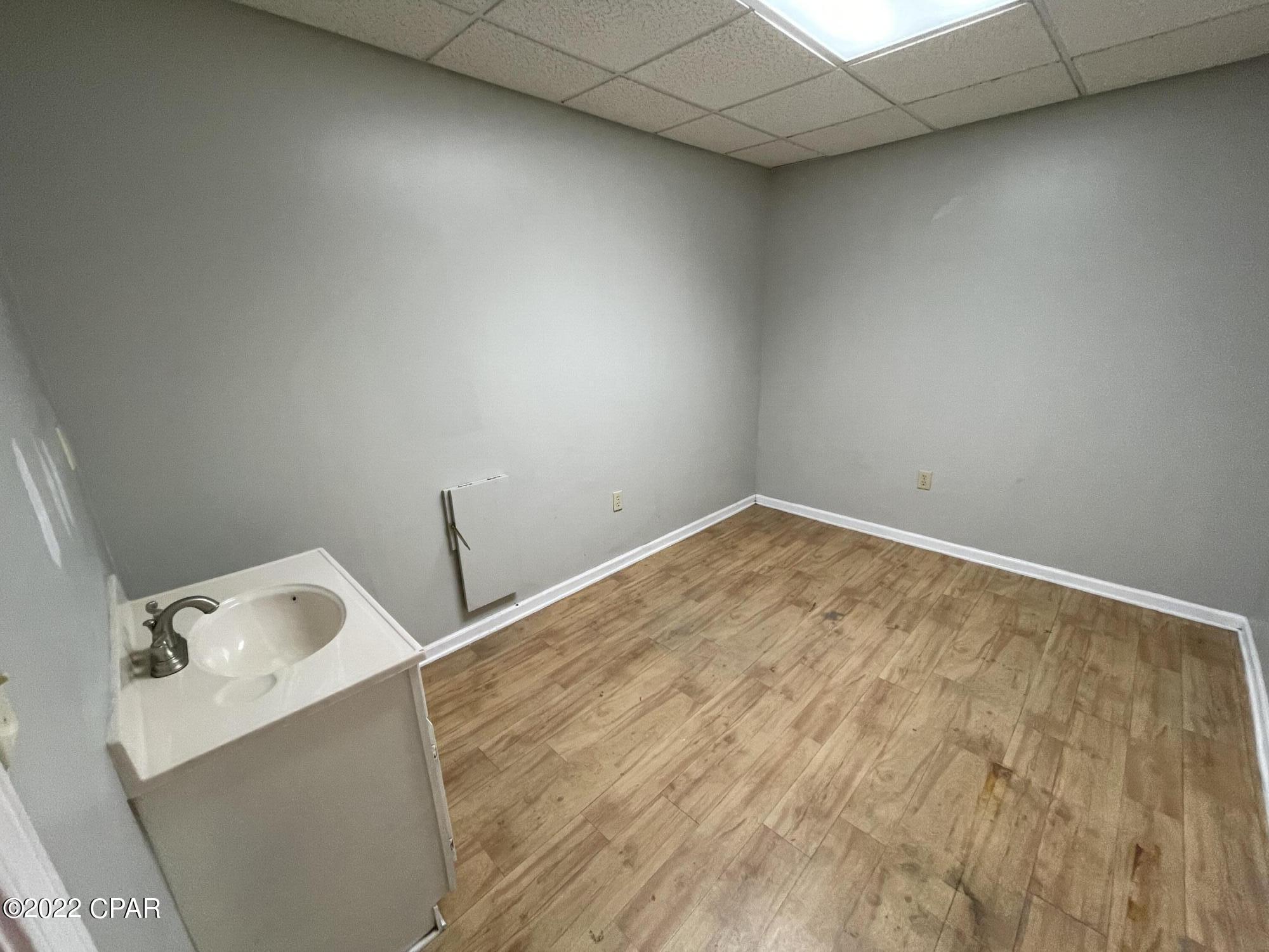 No Named Subdivision - Commercial Lease