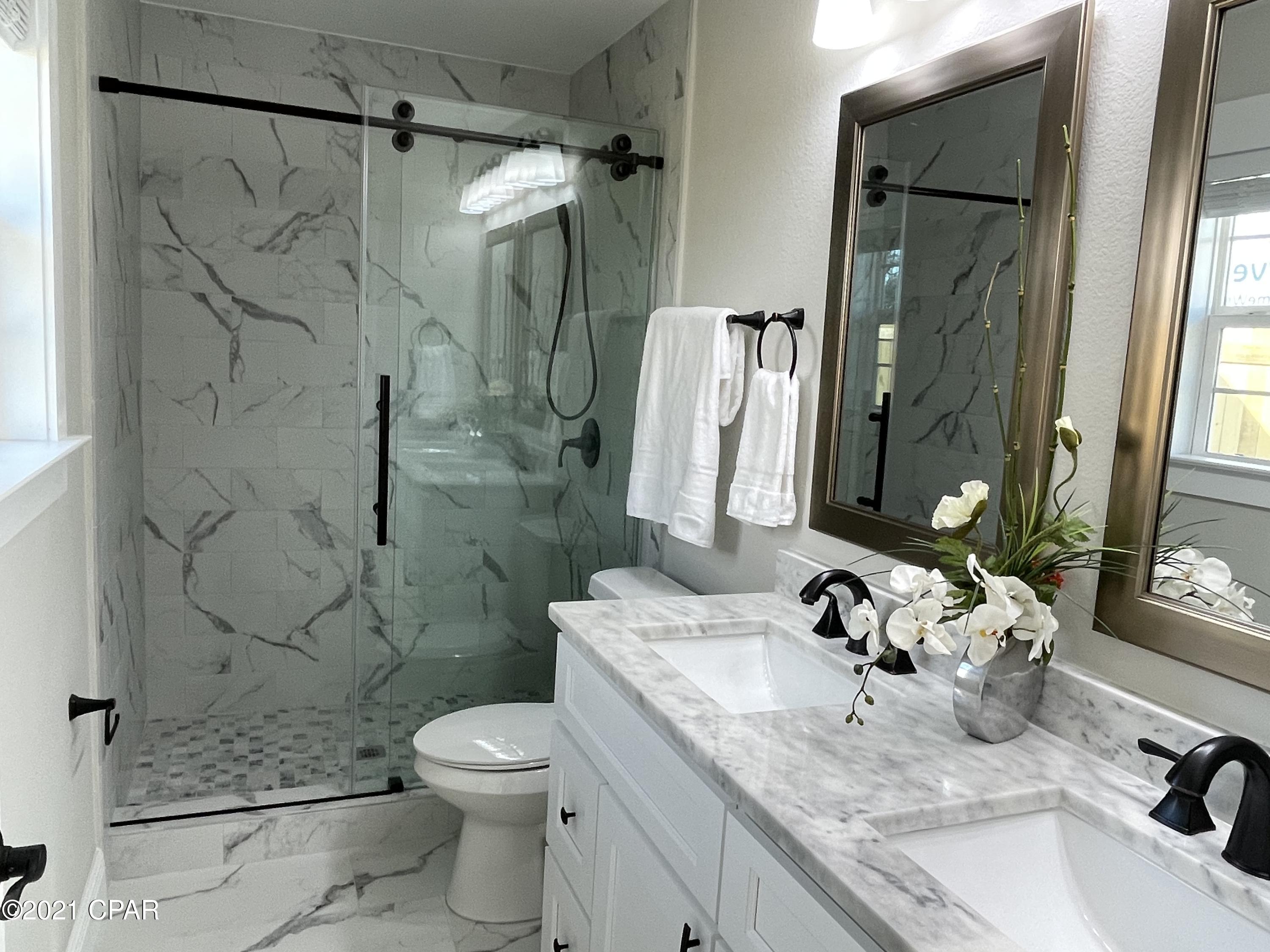 Shadow Bay Unit 5 - Residential