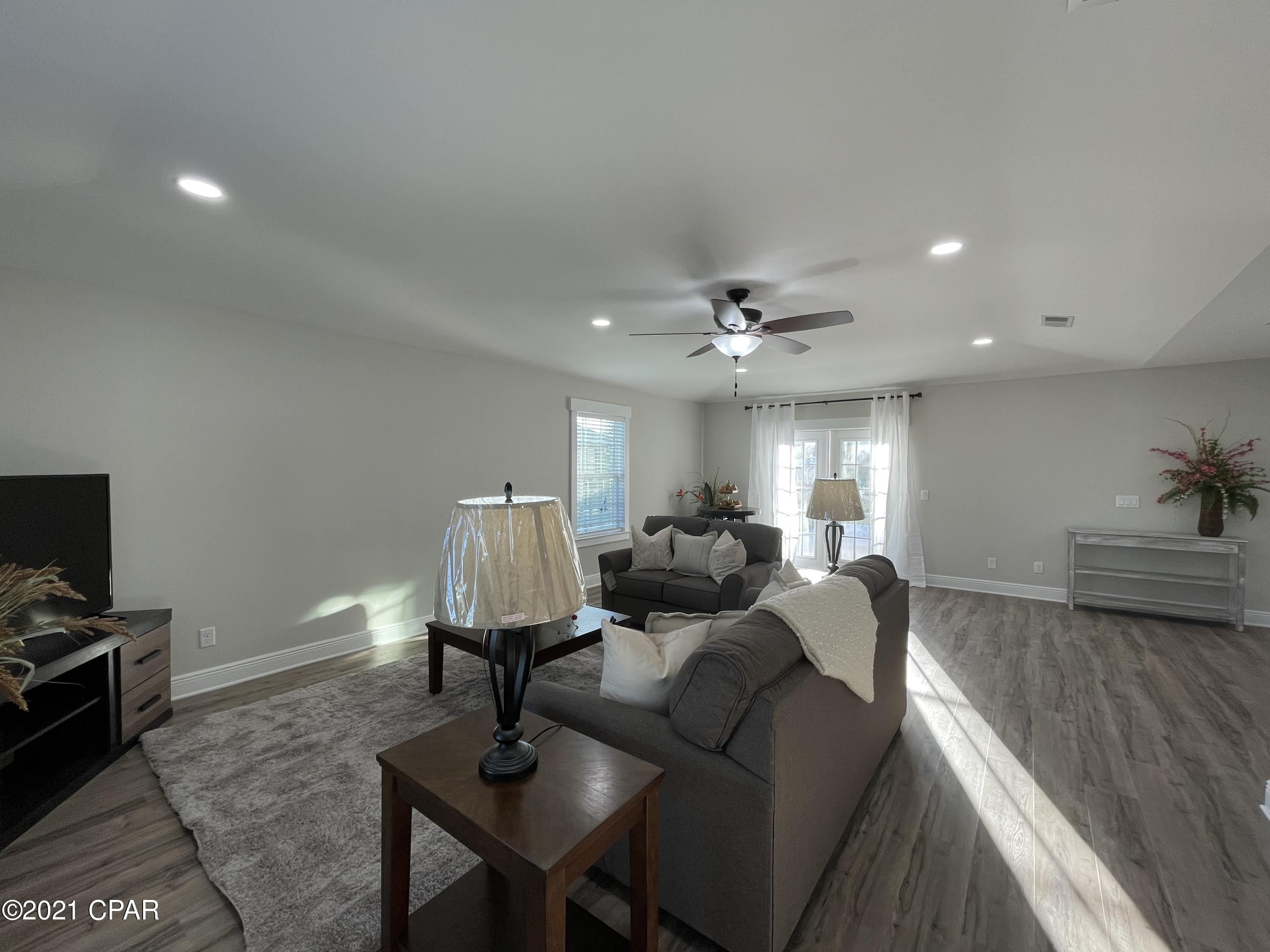 Shadow Bay Unit 5 - Residential