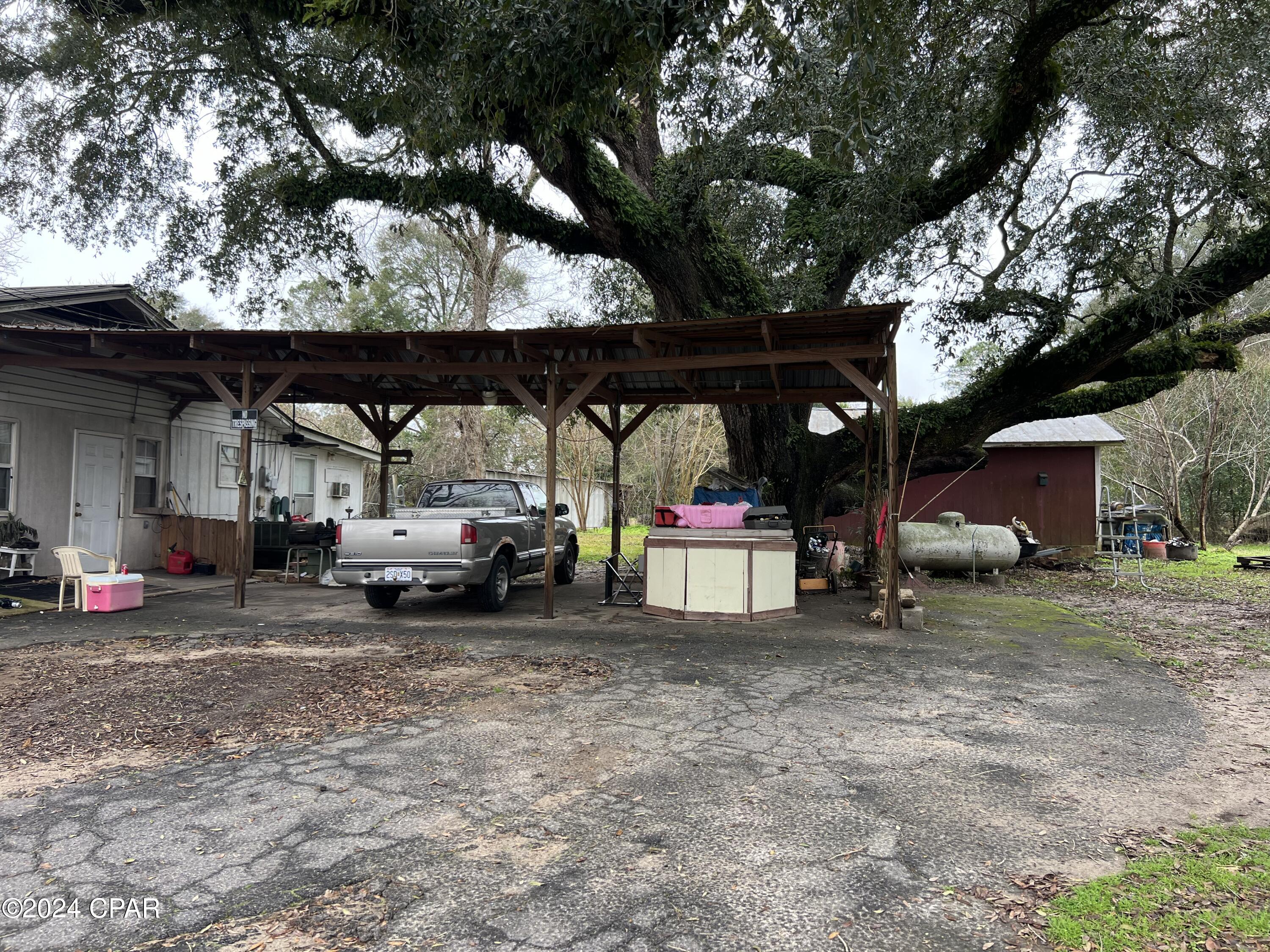 [No Recorded Subdiv] - Residential