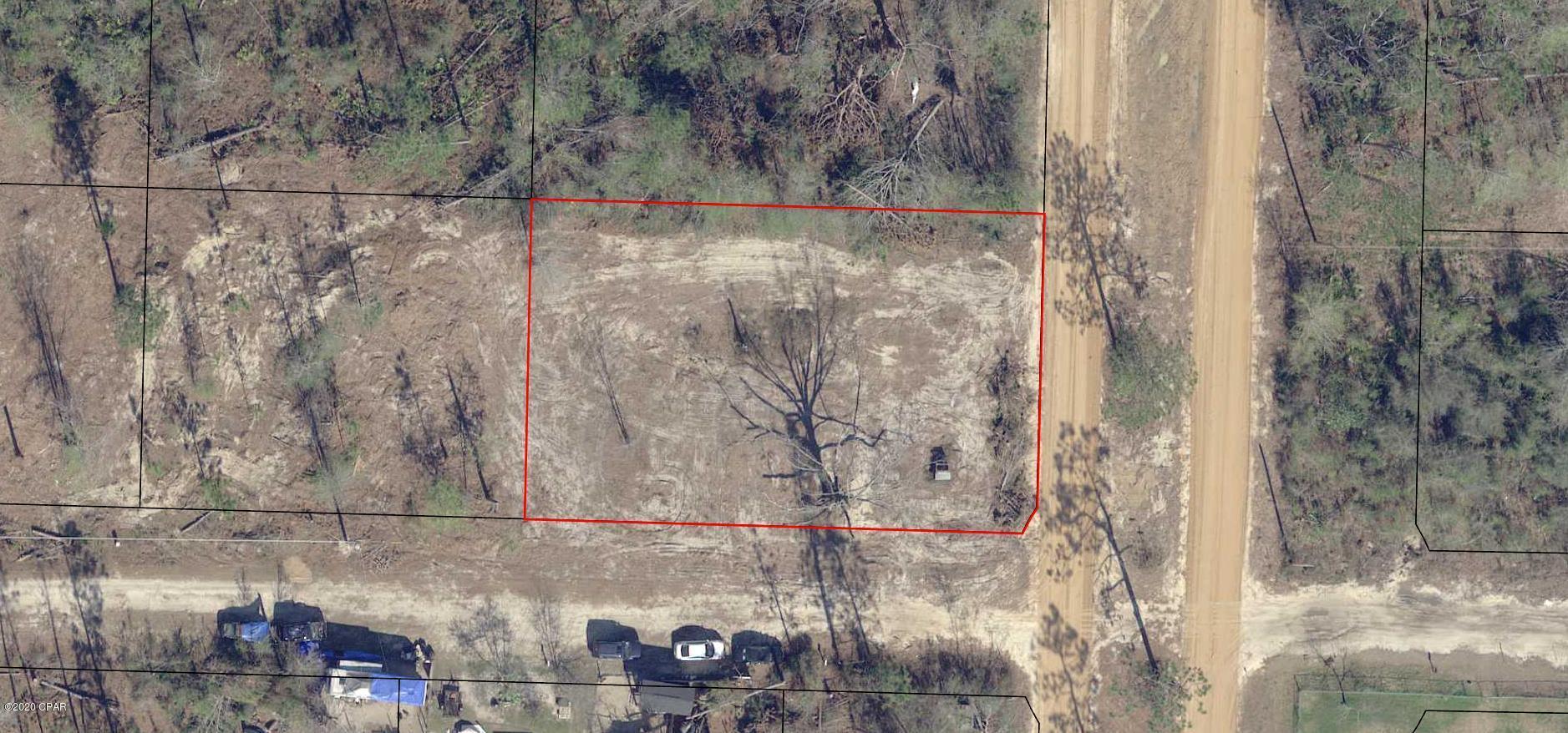 Caravana Manor 1st - Land