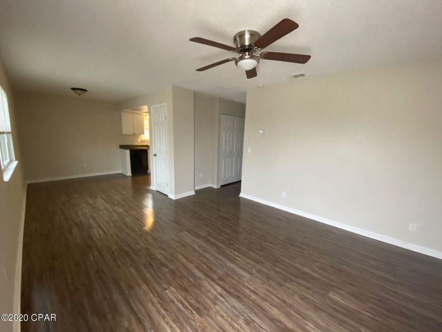 *EAST GARDEN APARTMENTS*



This apartment offers 2 Bedrooms and 2 baths, located in Springfield. Upstairs unit with an open kitchen with granite counter-tops and all-electric appliances. Bathrooms have granite counter-tops as well. W/D hookups.



*All pets are a part of the application process and are subject to the homeowner's approval*