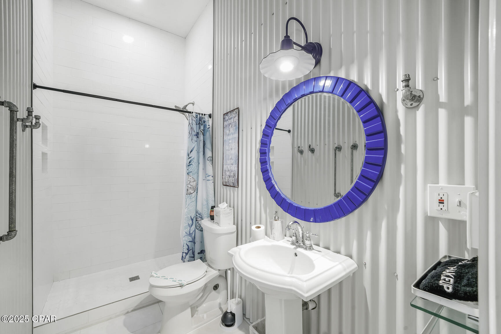 Cape Breezes - Residential