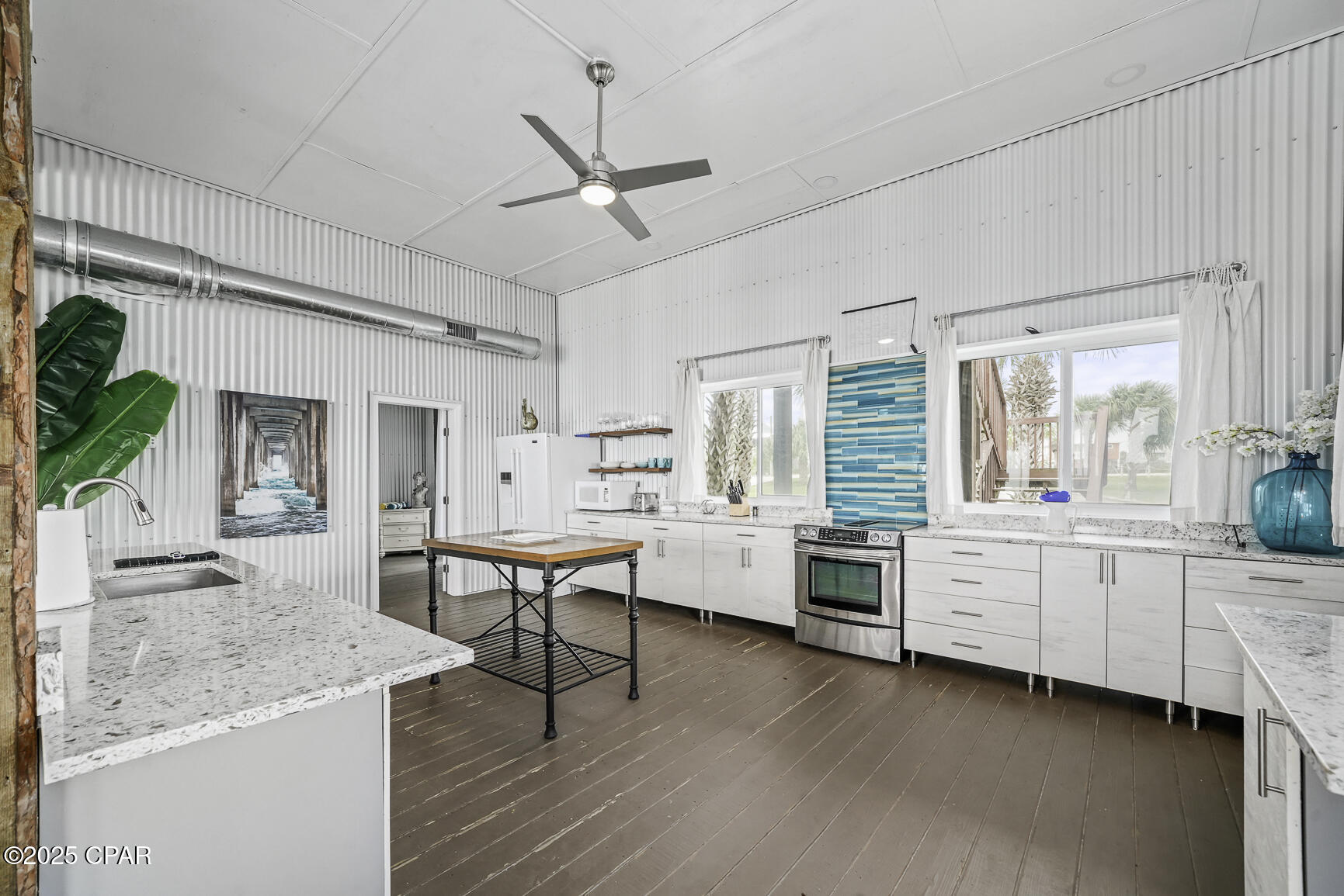 Cape Breezes - Residential