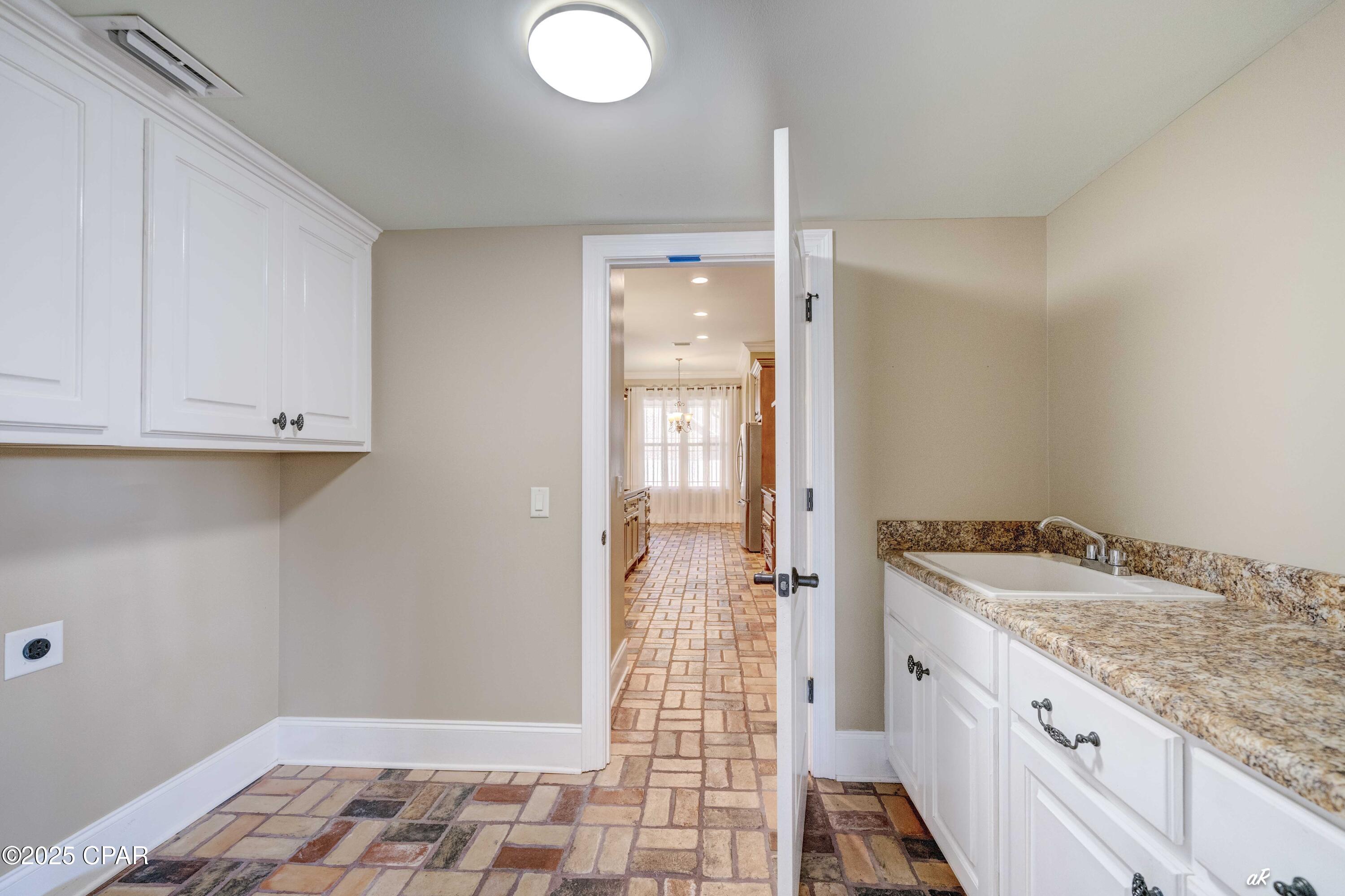 Hawks Landing - Residential