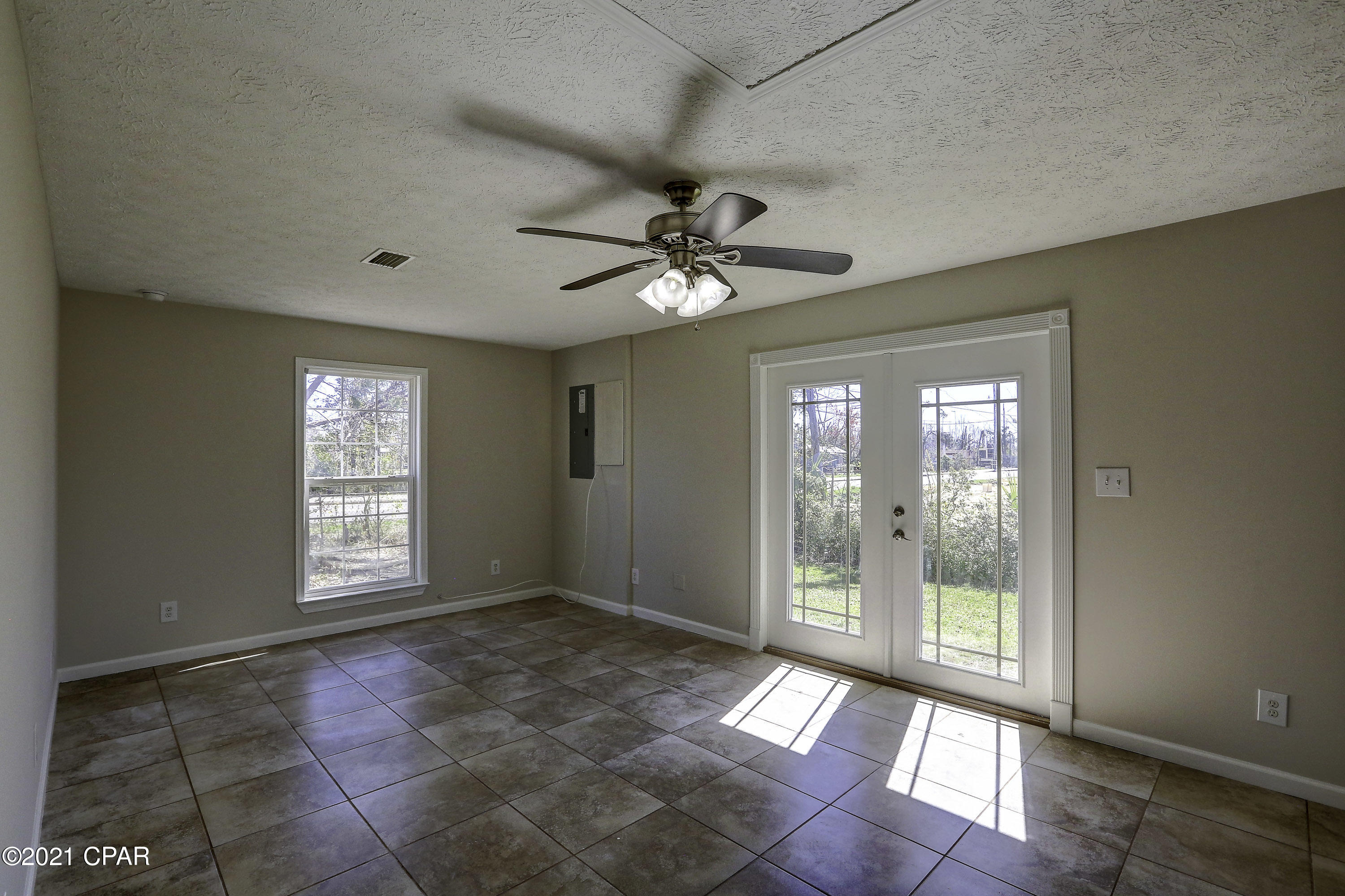 Cedar Grove Pk - Residential