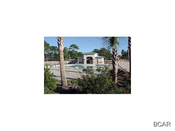 Paradise Grove - Land