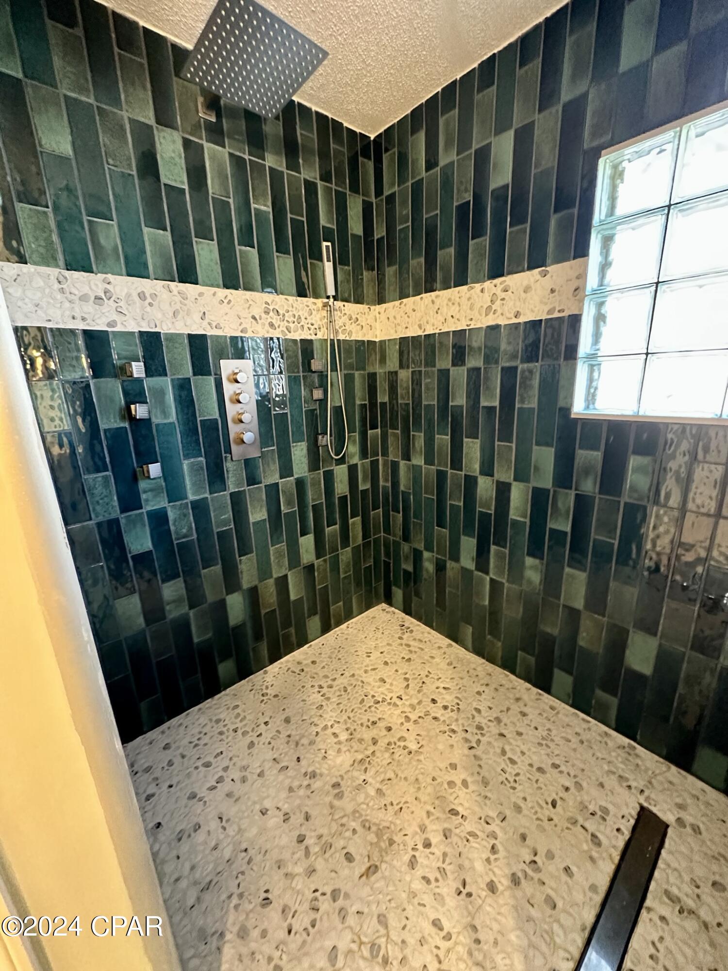 Colony Club Hrbr Ph 2 - Residential