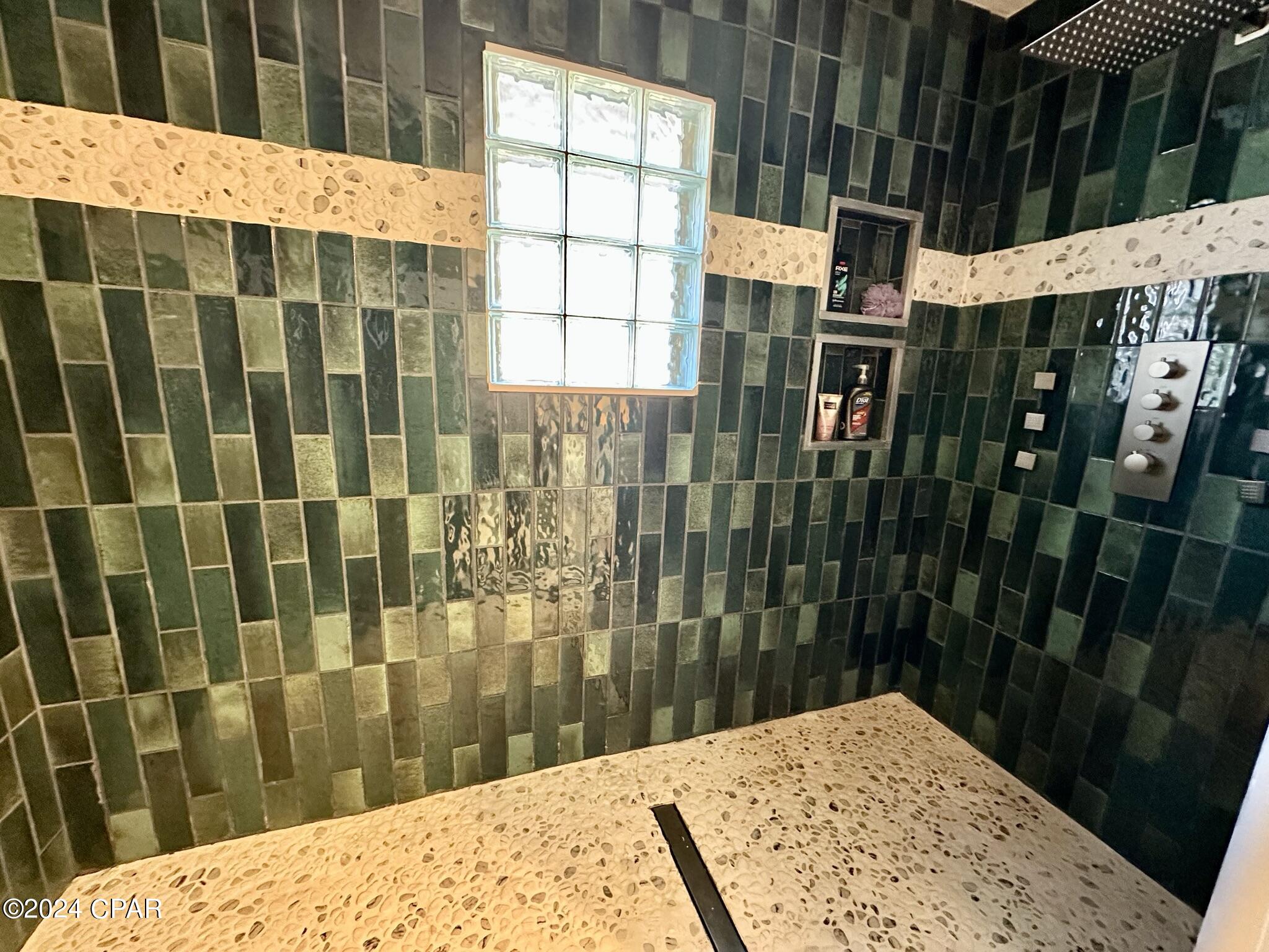 Colony Club Hrbr Ph 2 - Residential