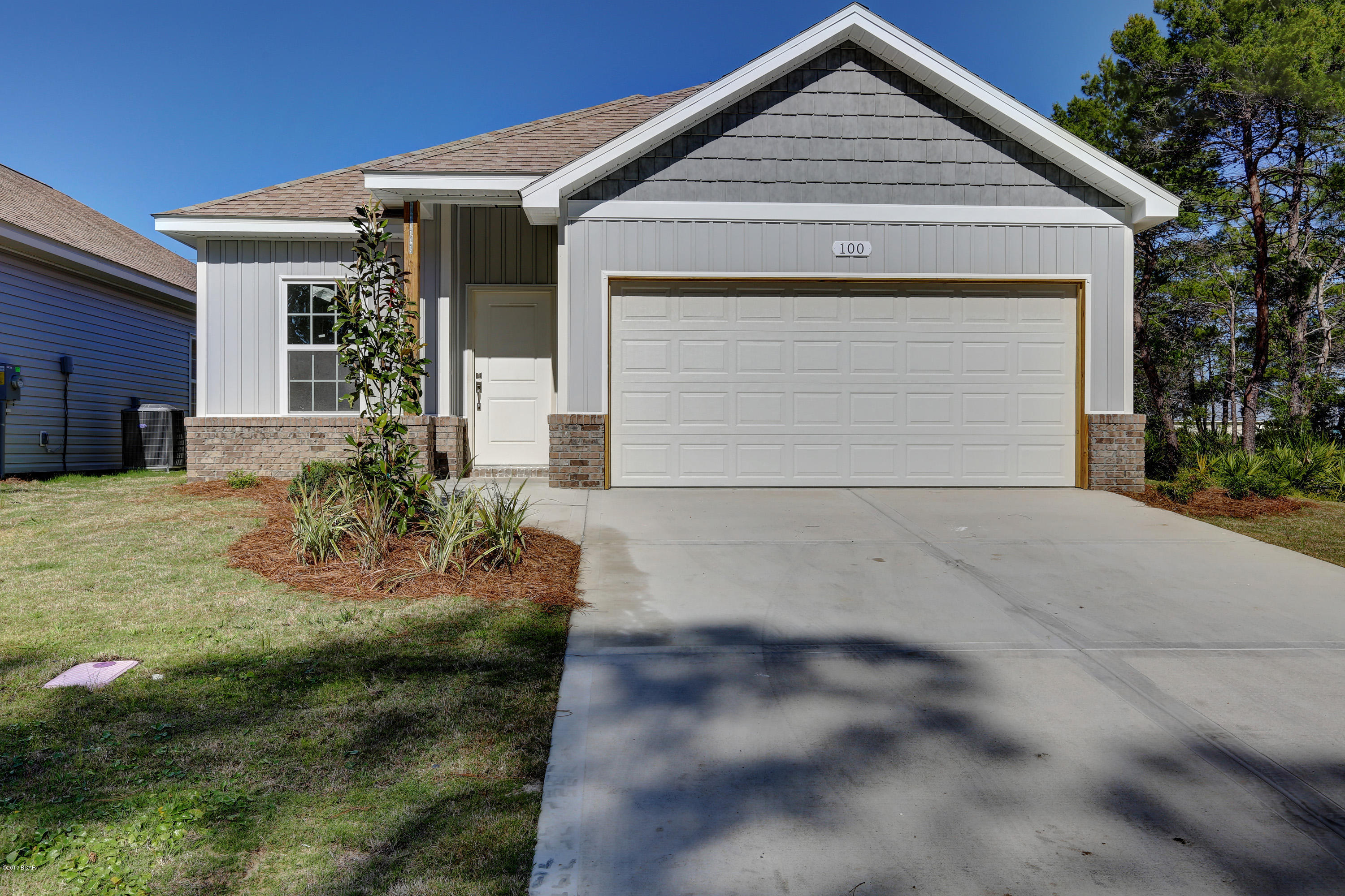 Gardenia Beach - Residential