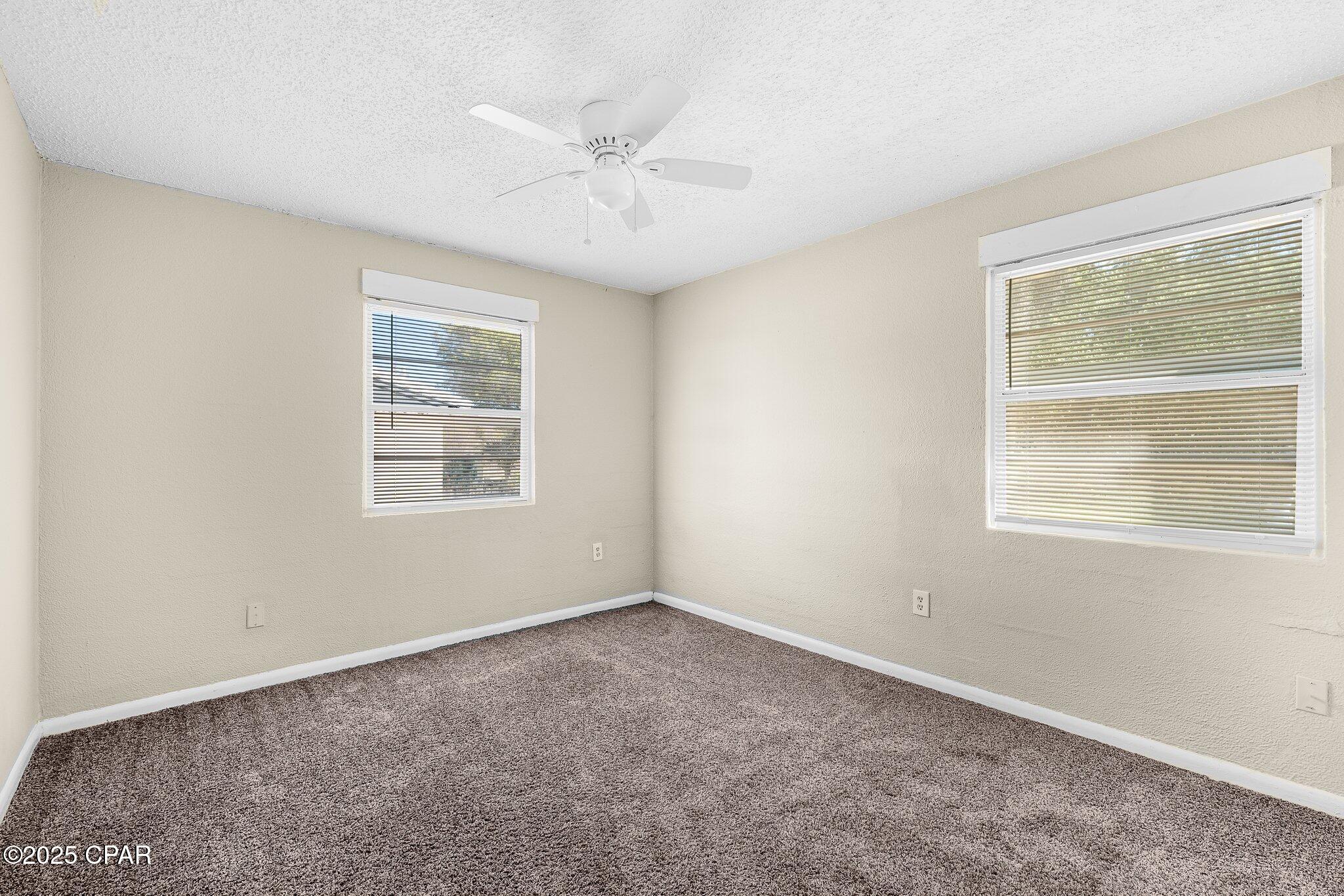 [No Recorded Subdiv] - Commercial Sale