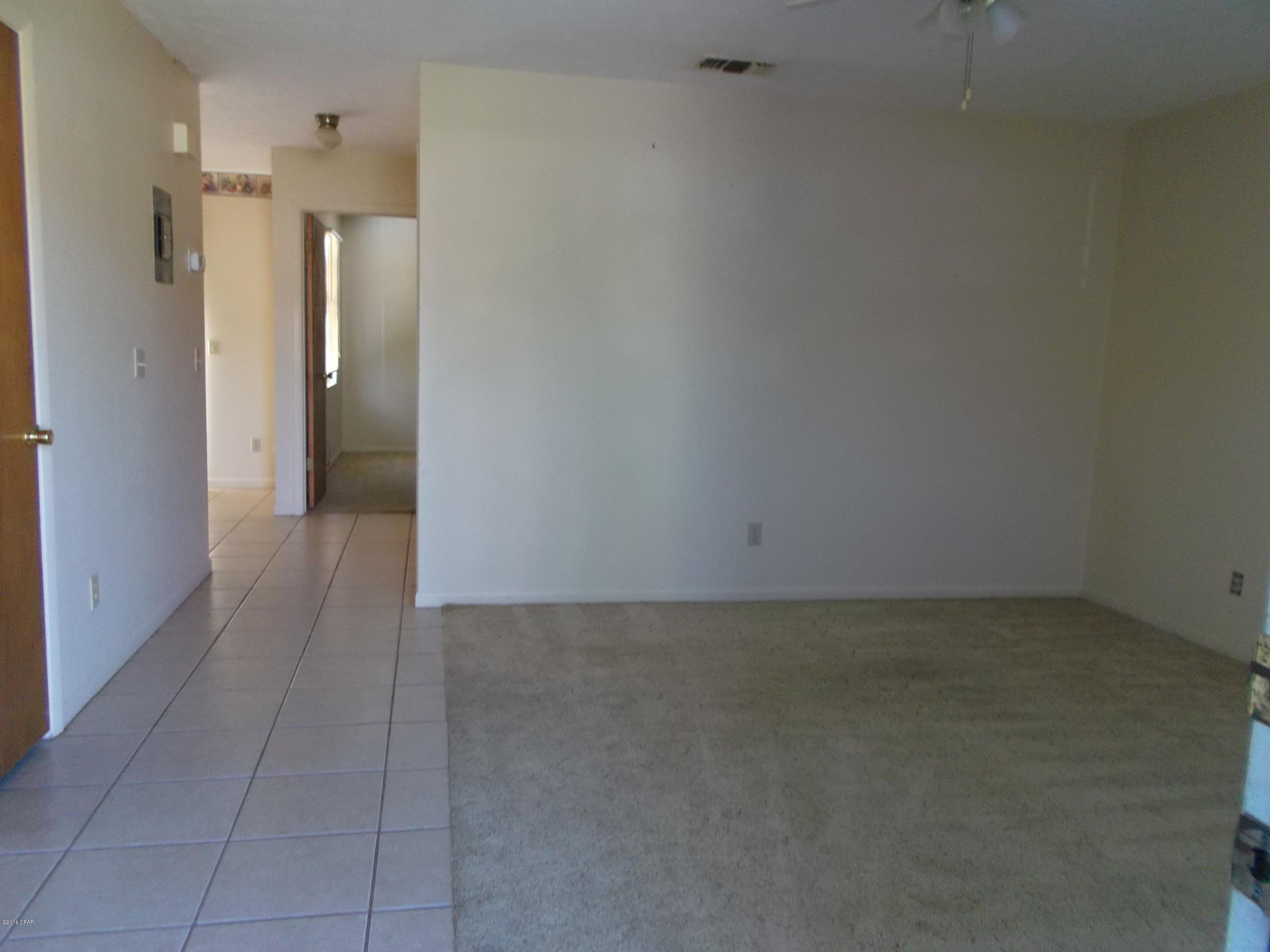 [No Recorded Subdiv] - Residential Lease