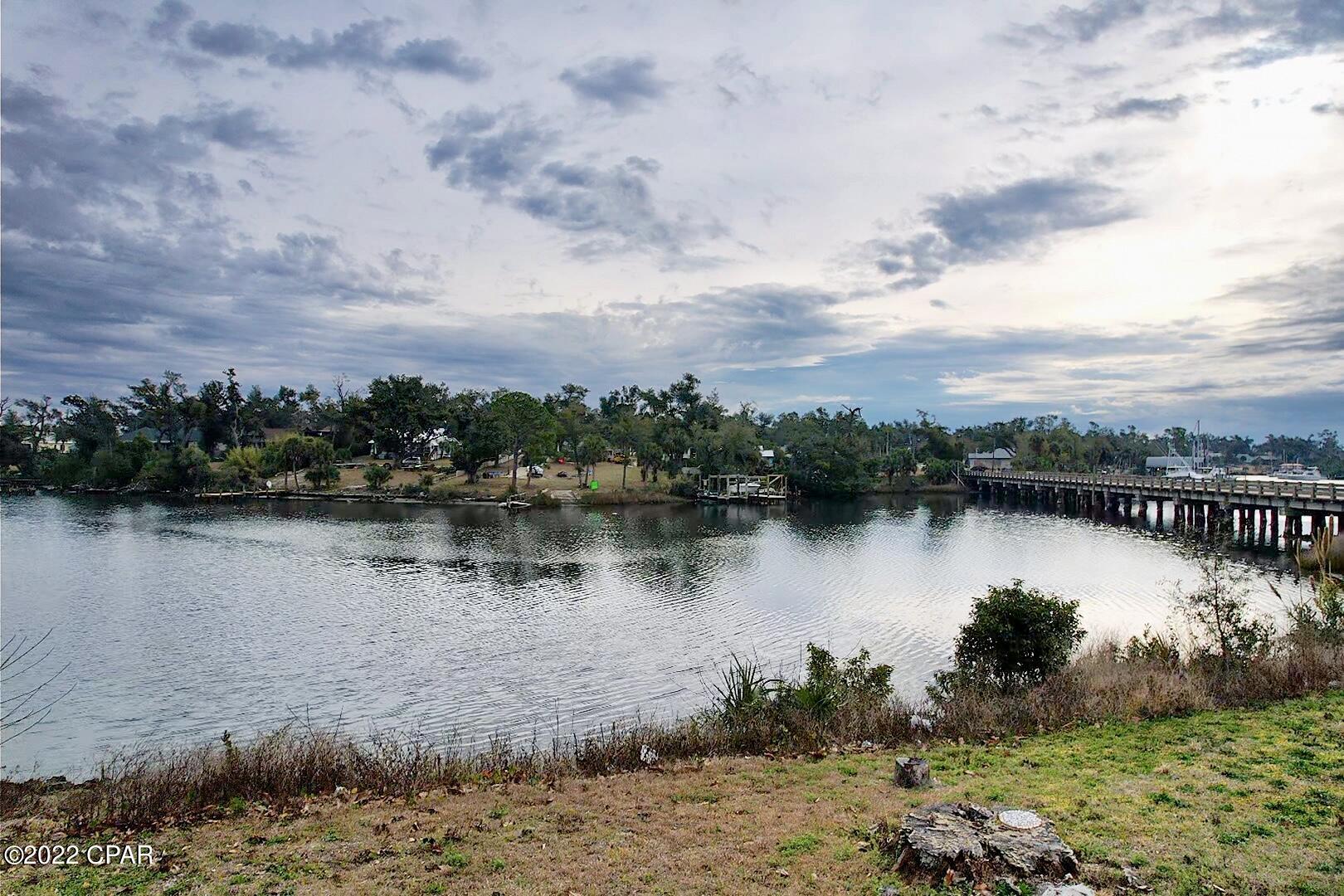 [No Recorded Subdiv] - Land