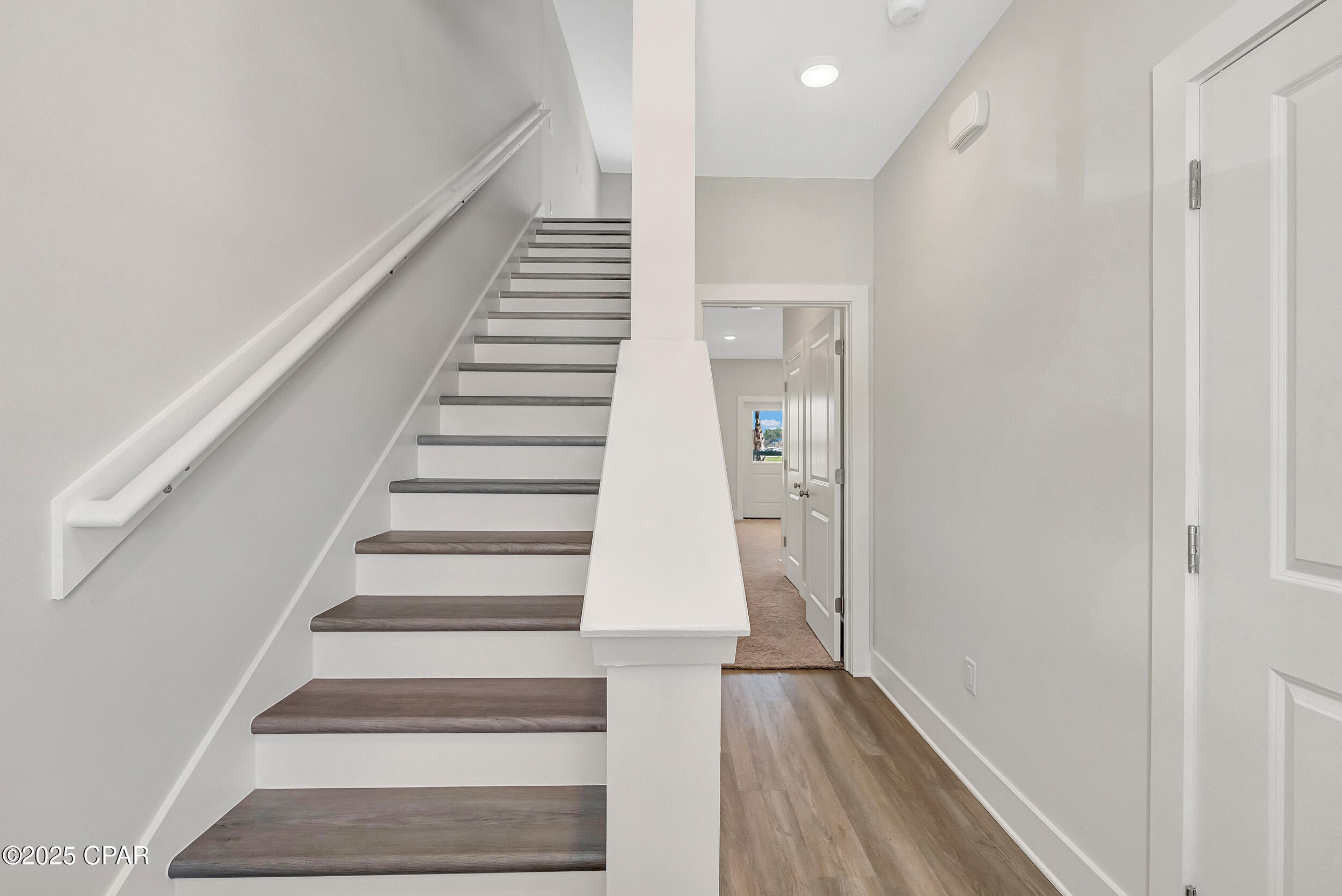 Colonial Landing - Residential