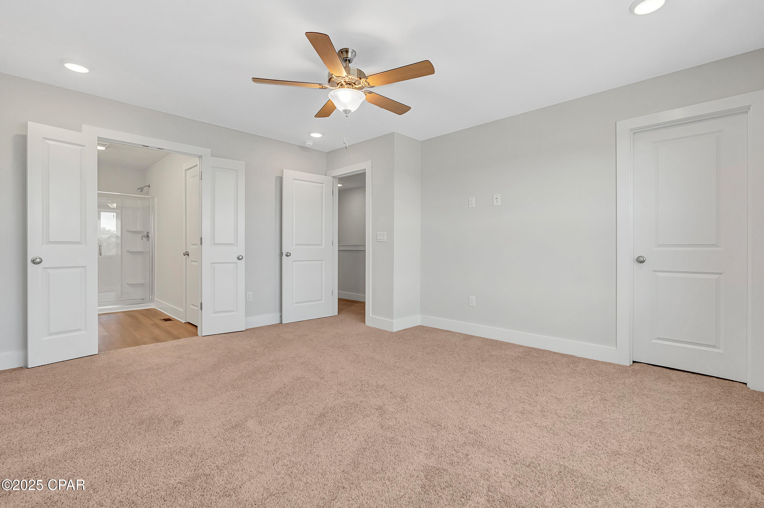 Colonial Landing - Residential