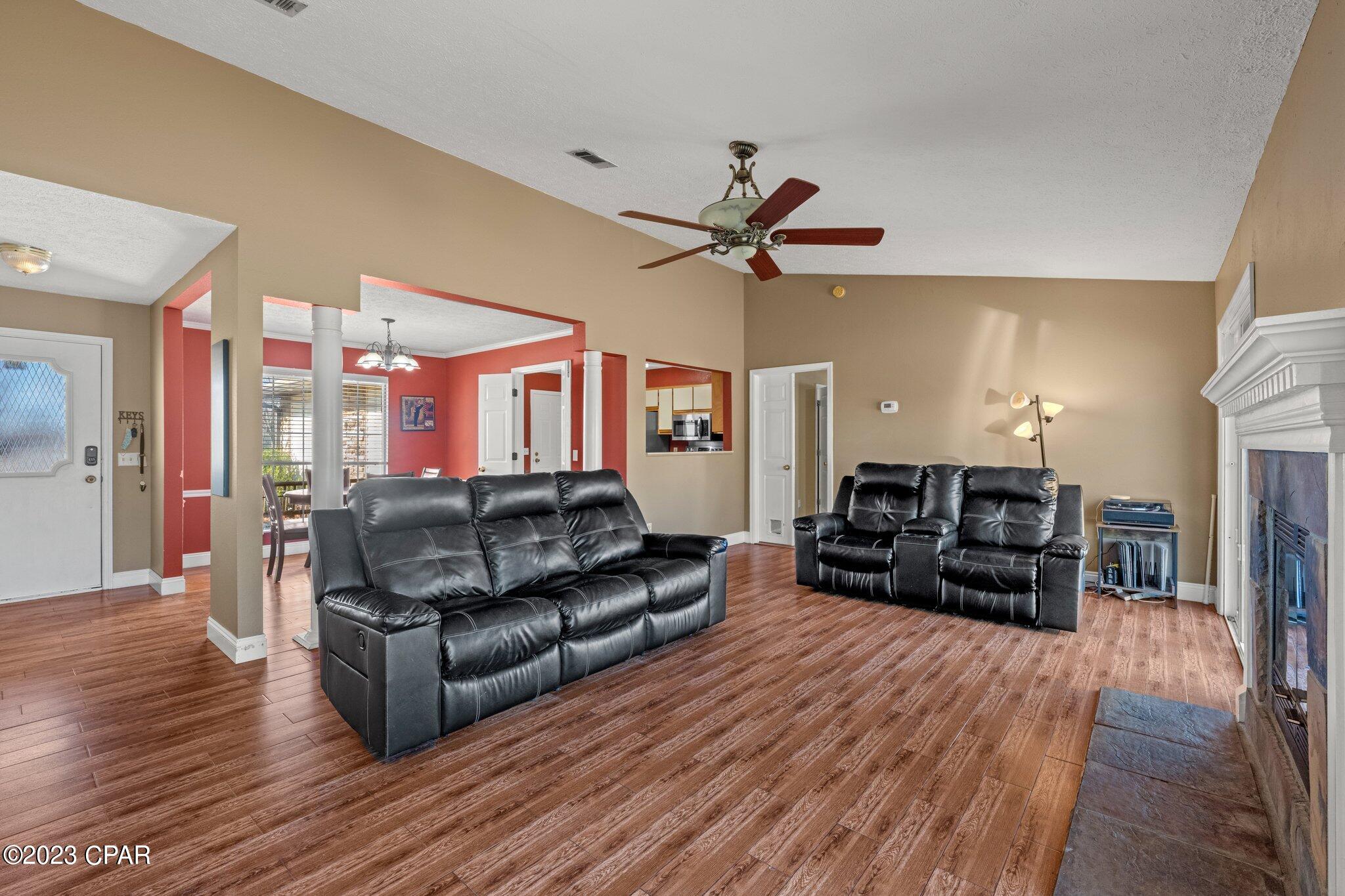 [No Recorded Subdiv] - Residential