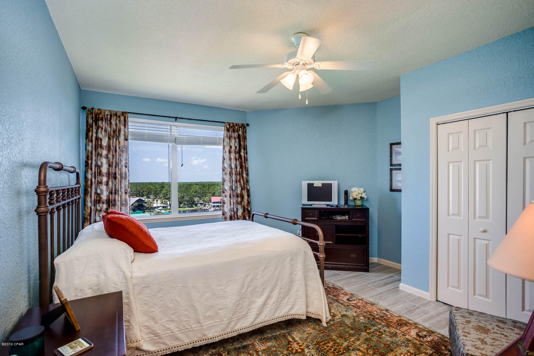 Hibiscus By The Bay - Residential