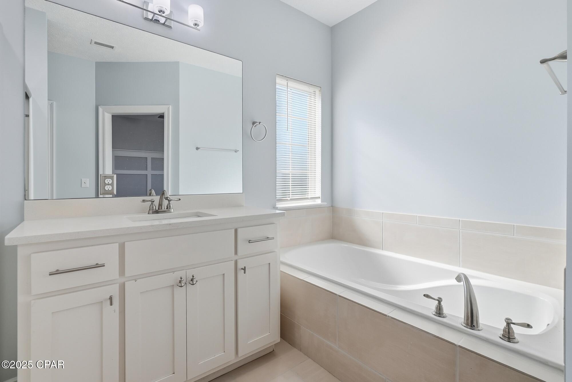 Hutchison's 2nd To Bahama Bch - Residential