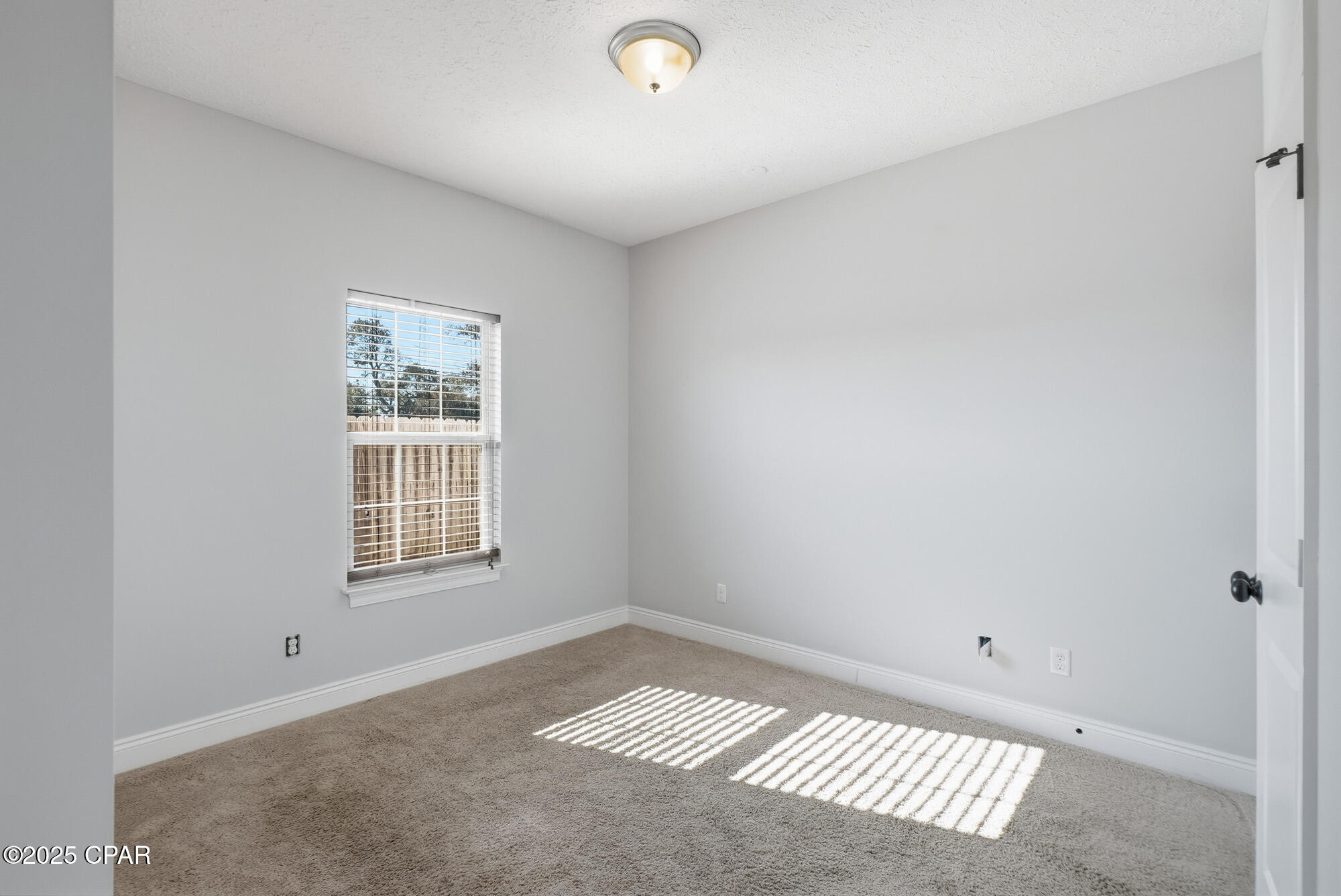 Hutchison's 2nd To Bahama Bch - Residential