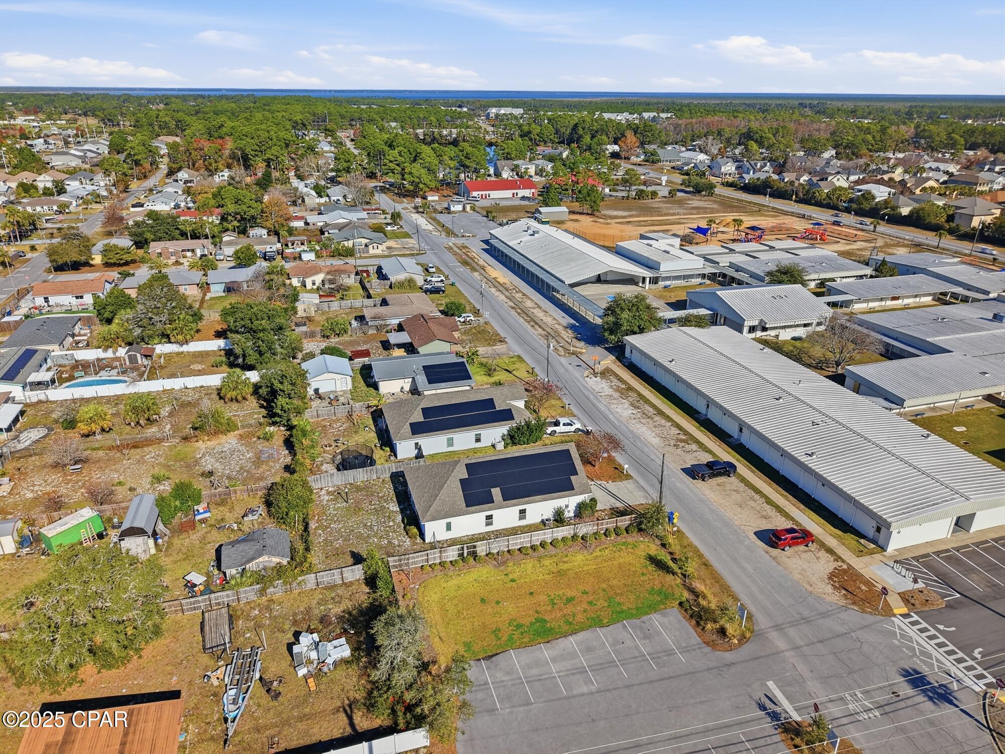 Hutchison's 2nd To Bahama Bch - Residential