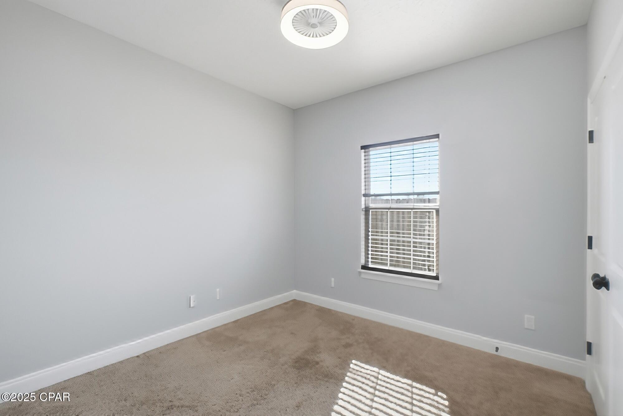 Hutchison's 2nd To Bahama Bch - Residential