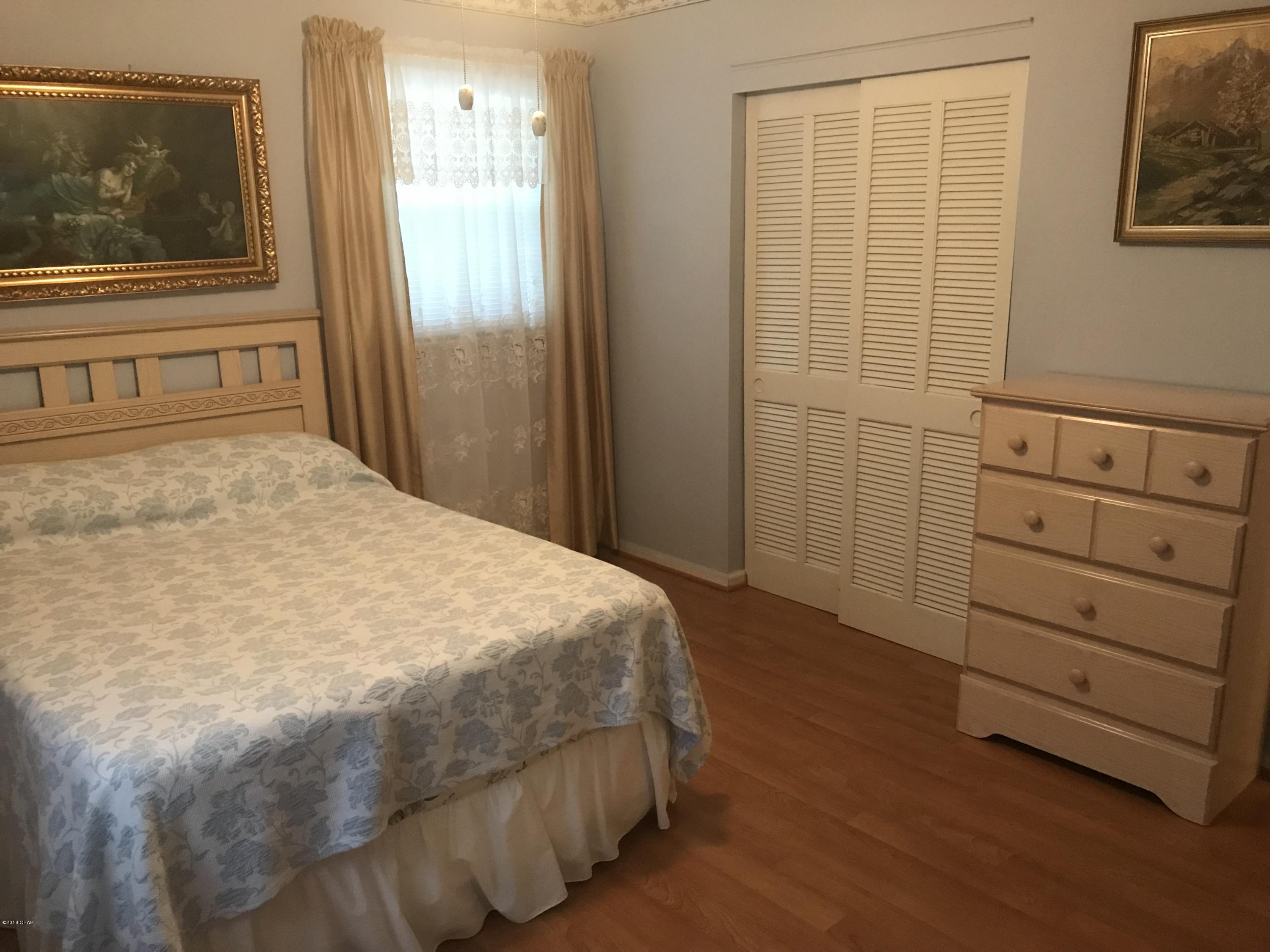 Lannie Rowe Lake Estates U-4 - Residential