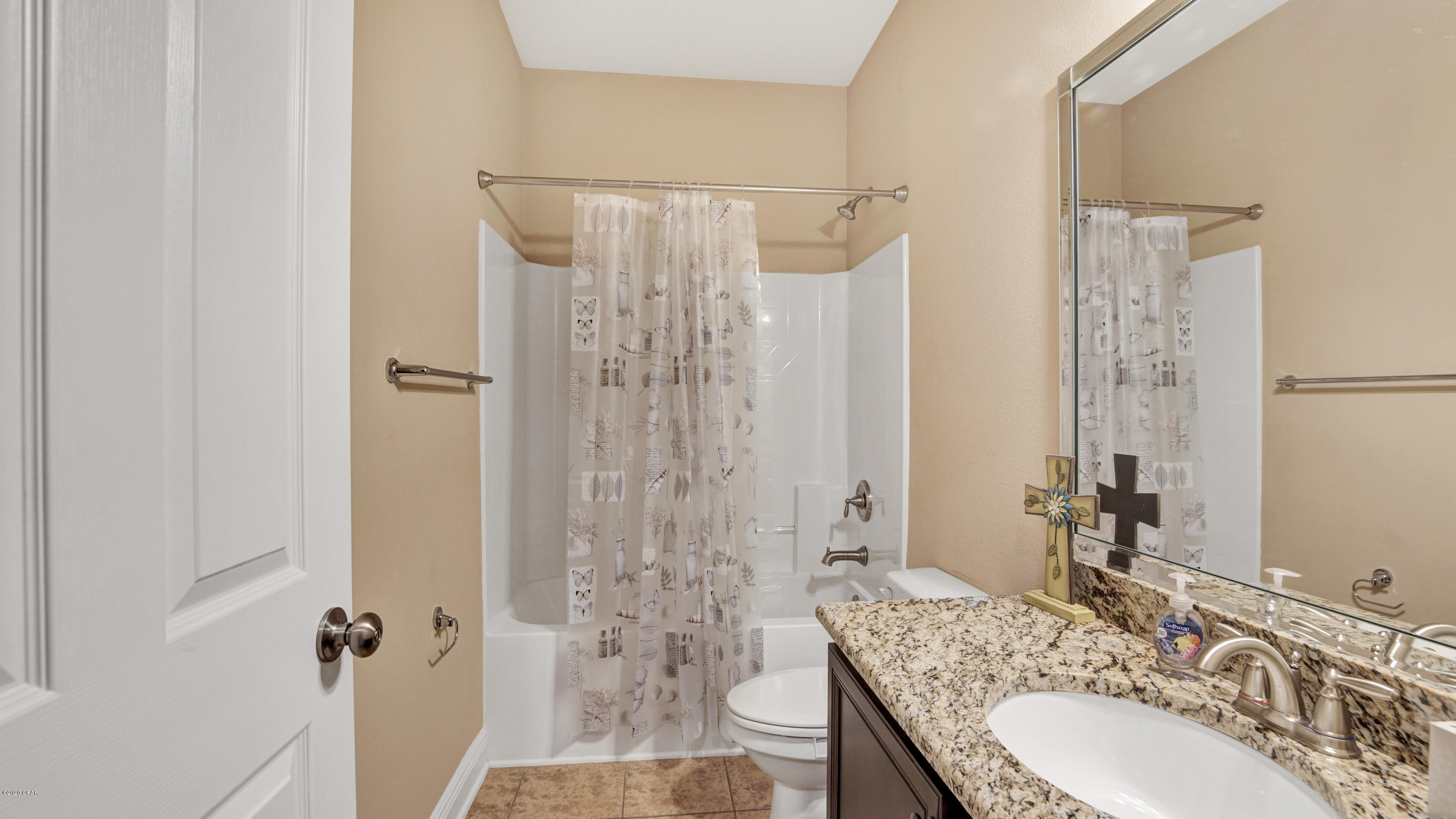 Lake Merial - Residential