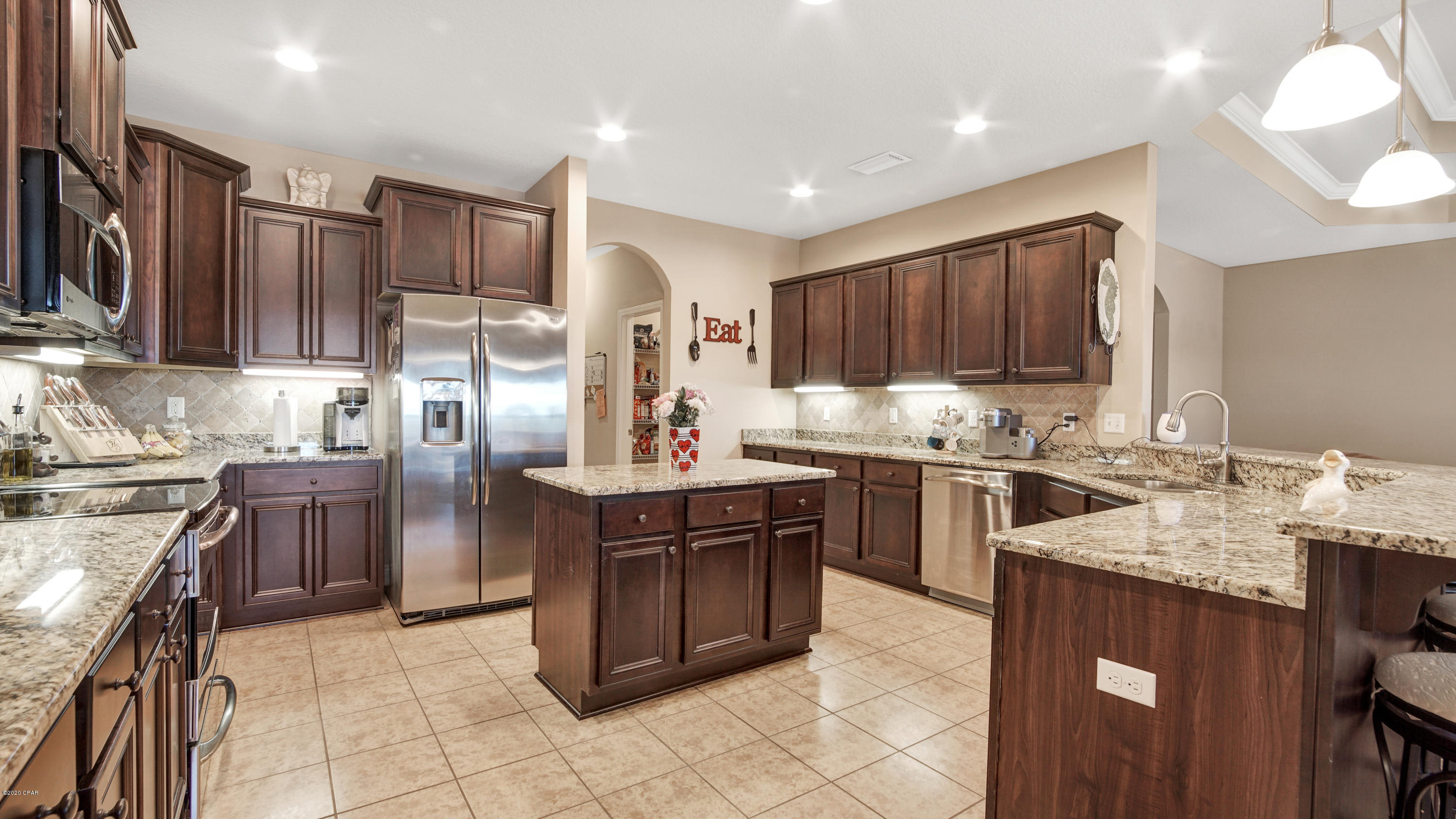 Lake Merial - Residential