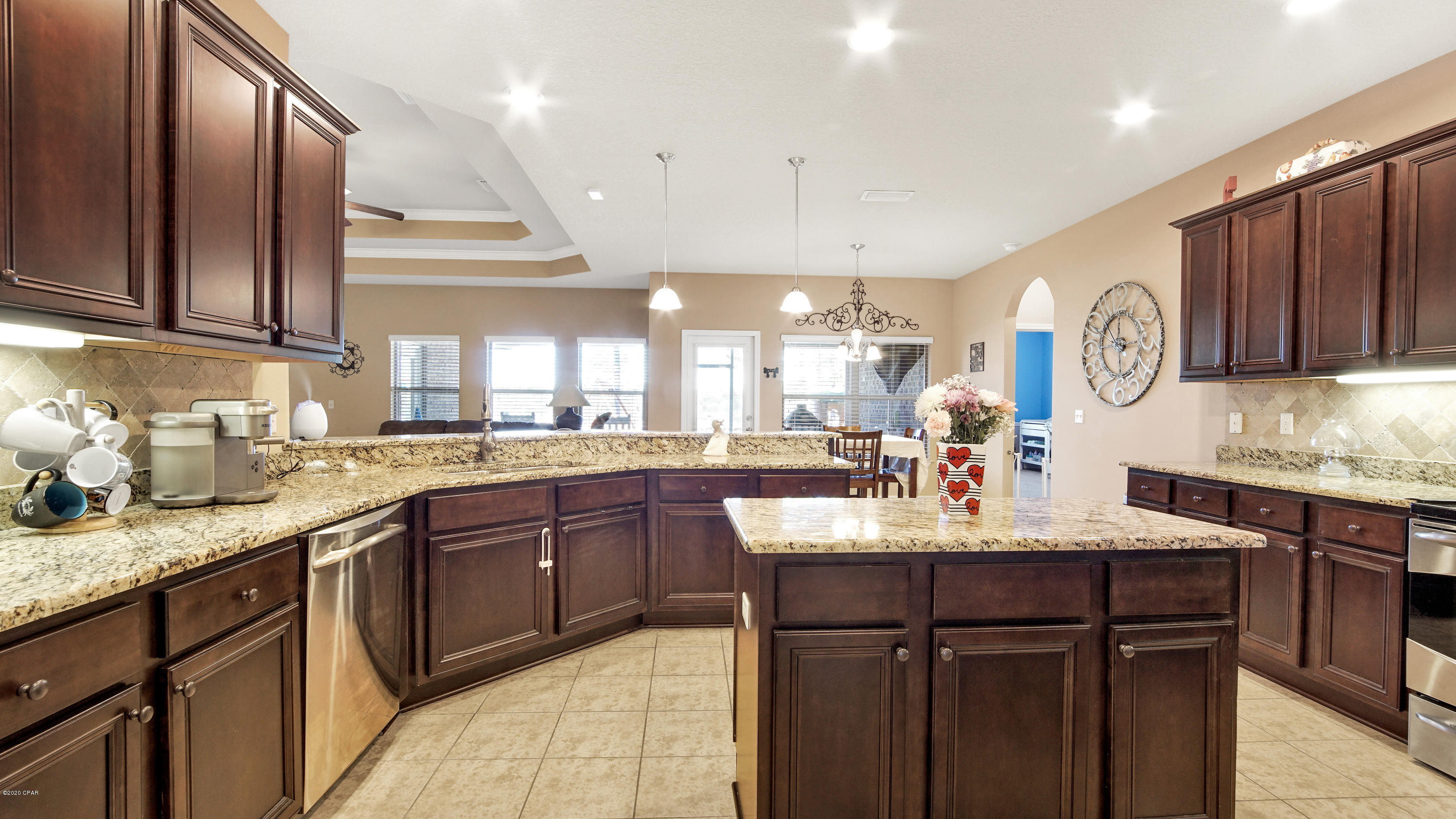 Lake Merial - Residential